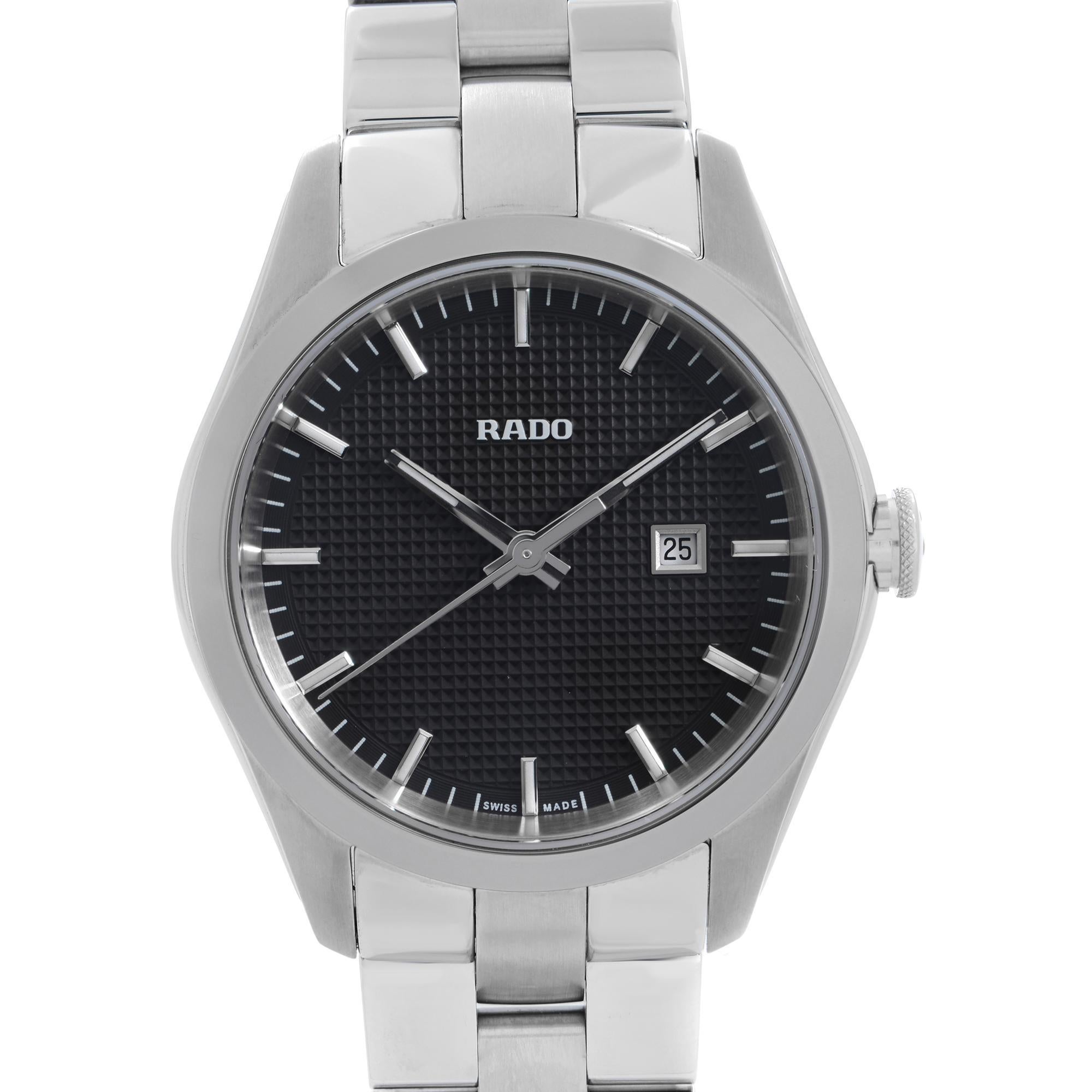 Display Model Rado Hyperchrome 31mm Ceramic Steel Black Dial Ladies Quartz Watch R32110163. This Beautiful Timepiece is Powered By a Quartz Movement and Features: Stainless Steel Case with a Steel and Ceramic Bracelet, Fixed Steel Bezel, Black Dial