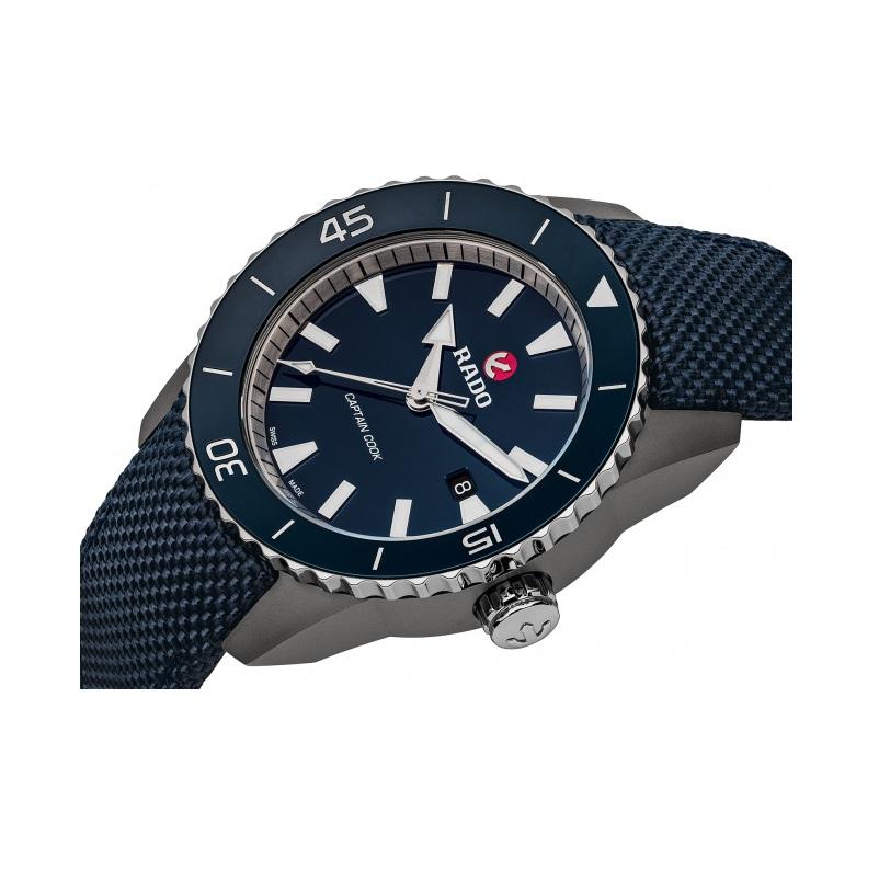 smartwatch with hands