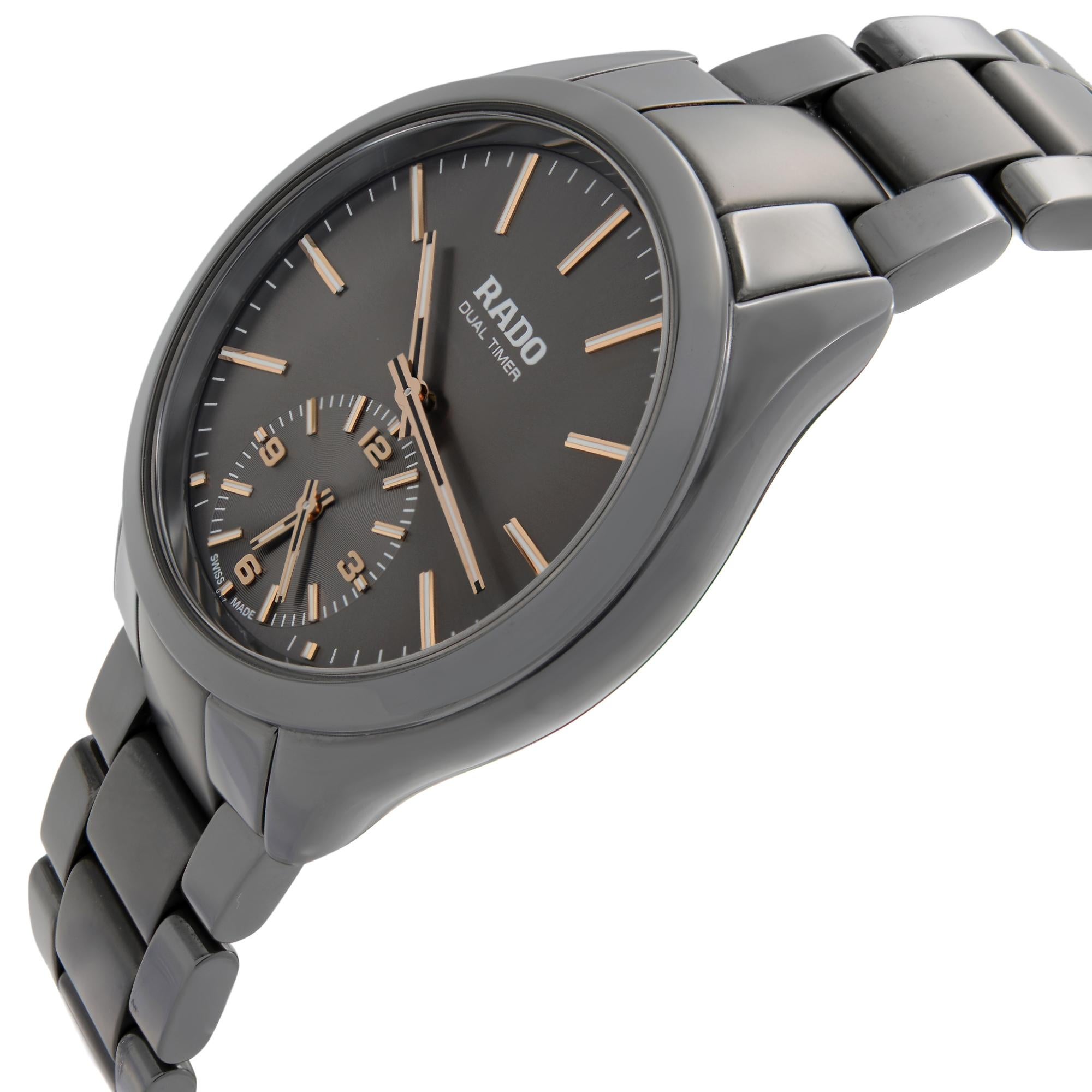 Rado Hyperchrome Keramik Touch Dual Timer Graues Zifferblatt Quarz Herrenuhr R32102172 im Zustand „Hervorragend“ im Angebot in New York, NY