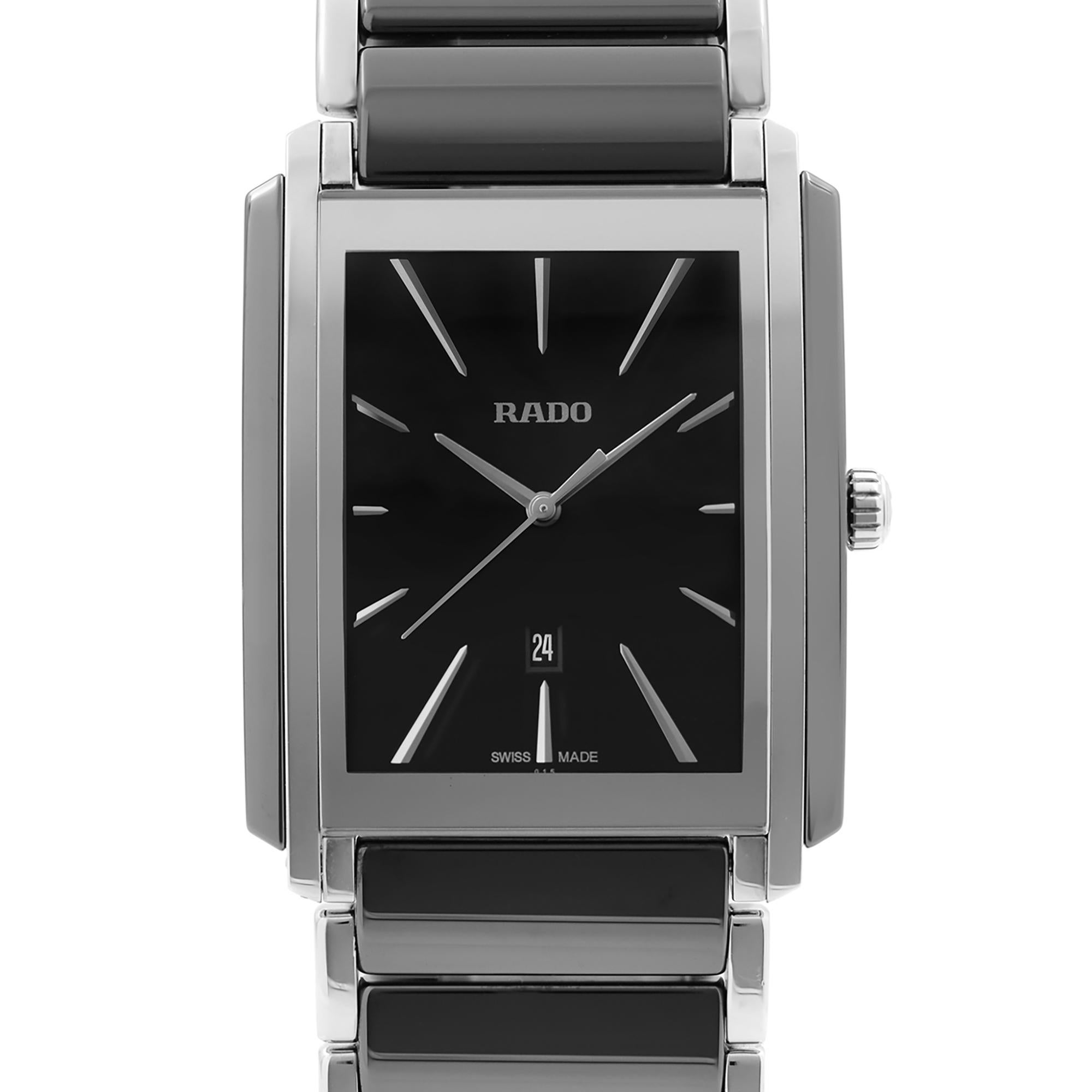 Display Model Rado Integral Stainless Steel Ceramic Black Dial Quartz Men's Watch R20963152. The Watch Might have Minor Blemishes Due to Store Handling. This Timepiece Features: Ceramic and Stainless Steel Case and Bracelet. Black Dial with