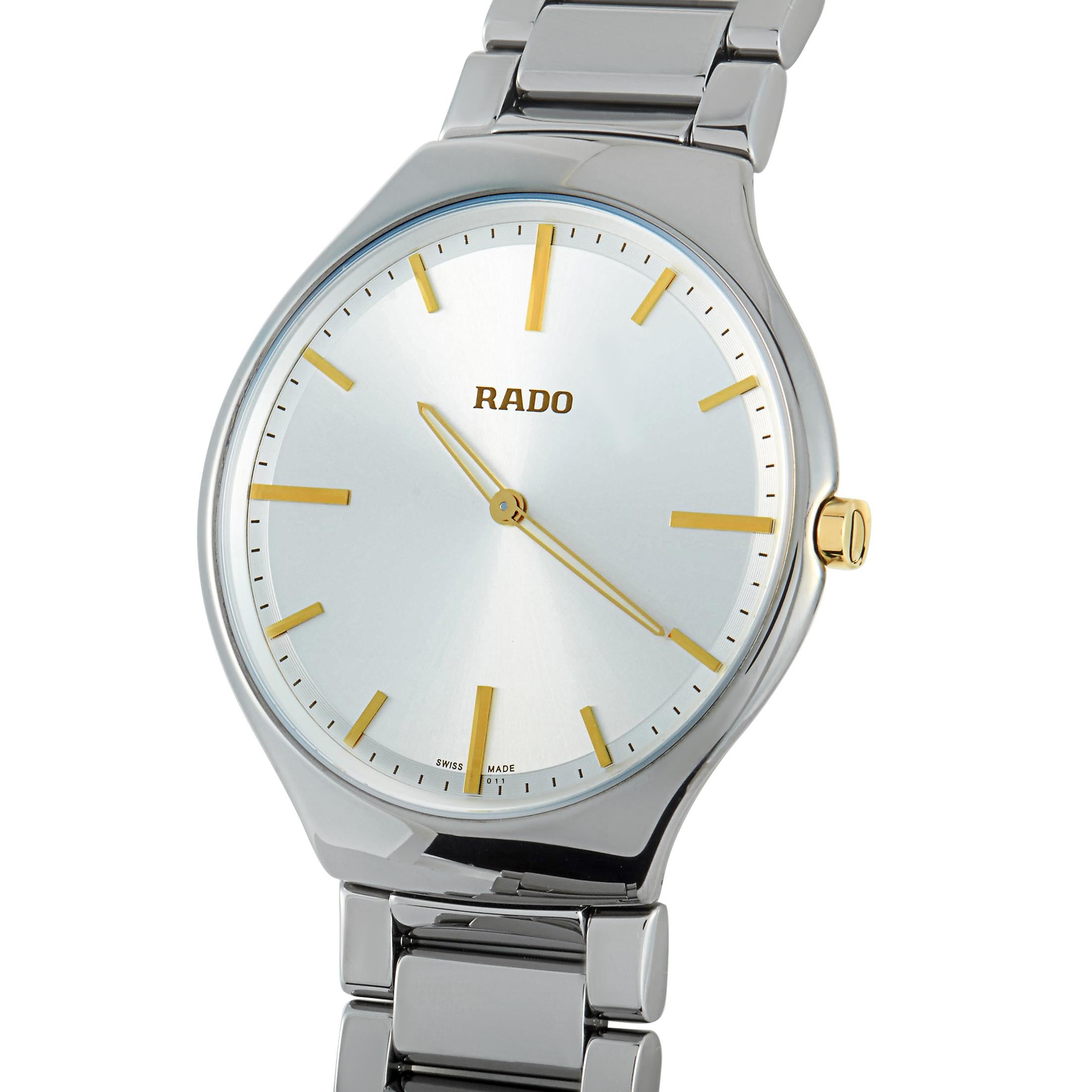 The Rado Montres True Thinline, reference number R27955112/01.140.0955.3.011, boasts a 39 mm ceramic case presented on a matching ceramic bracelet that is fitted with a deployment clasp. This model is powered by the Rado 140 quartz movement and