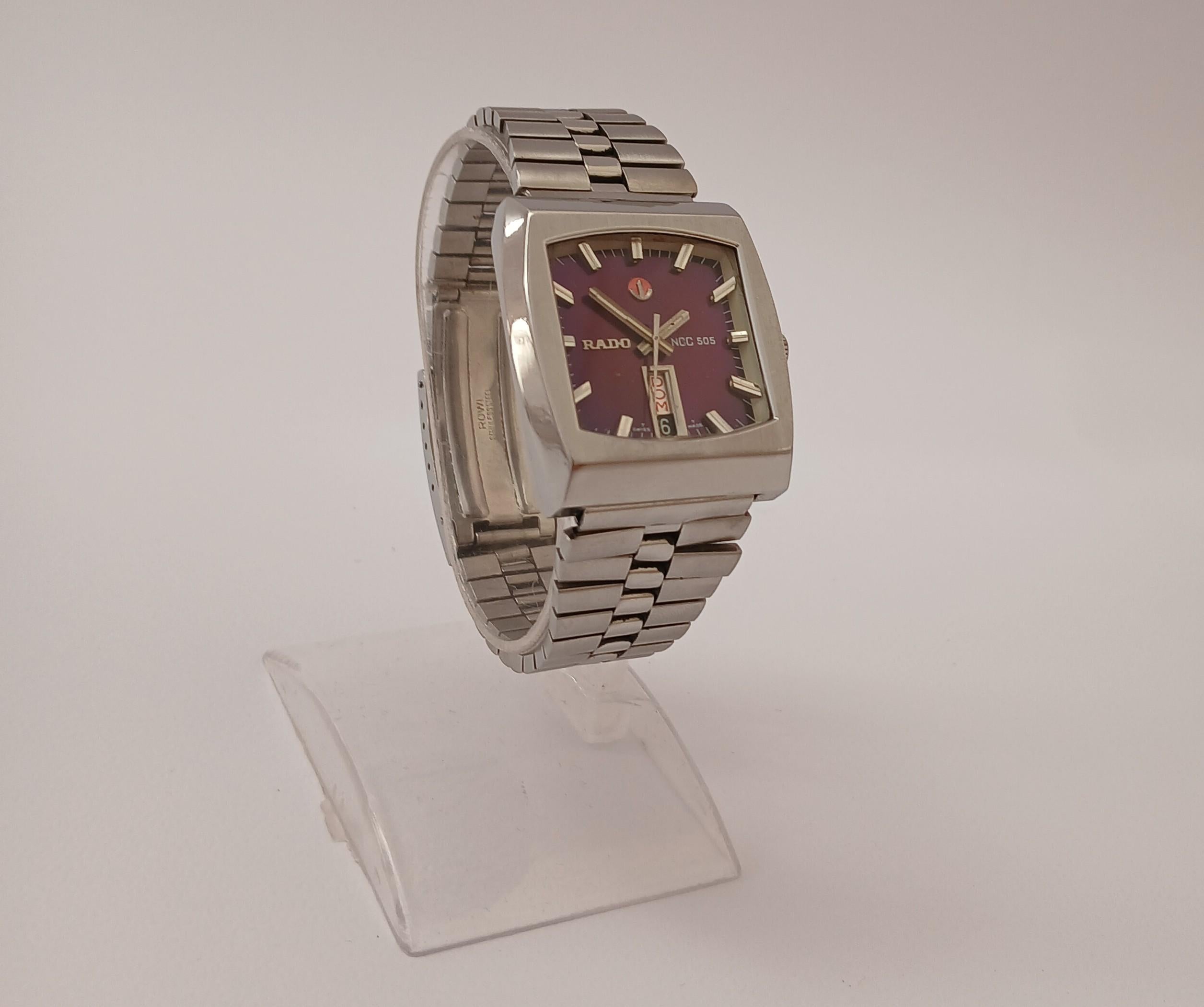 RADO Ncc 505 Silver Square Quadrante Viola Orologio Automatico Uomo in vendita 1