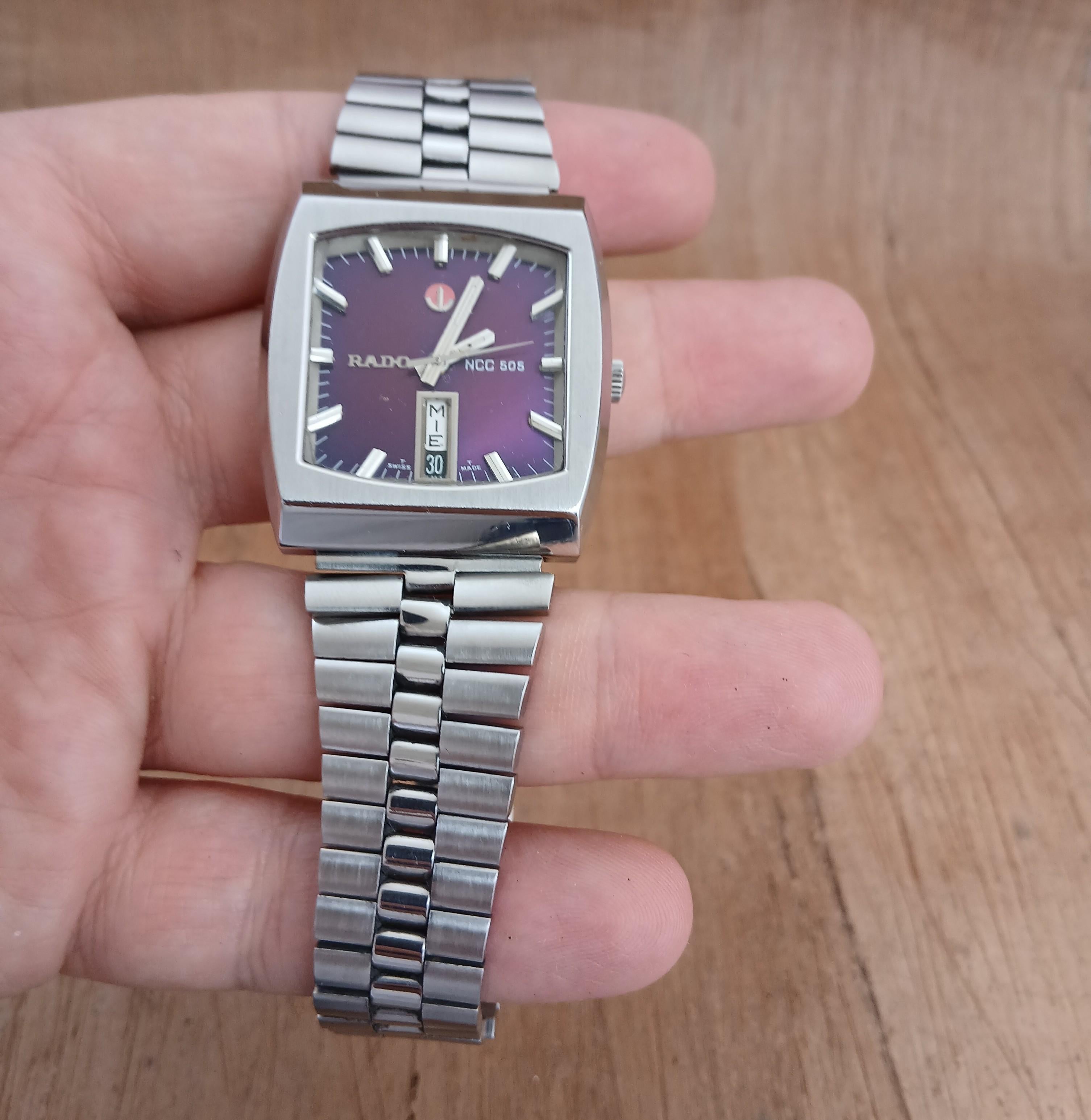 RADO Ncc 505 Silver Square Quadrante Viola Orologio Automatico Uomo in vendita 3