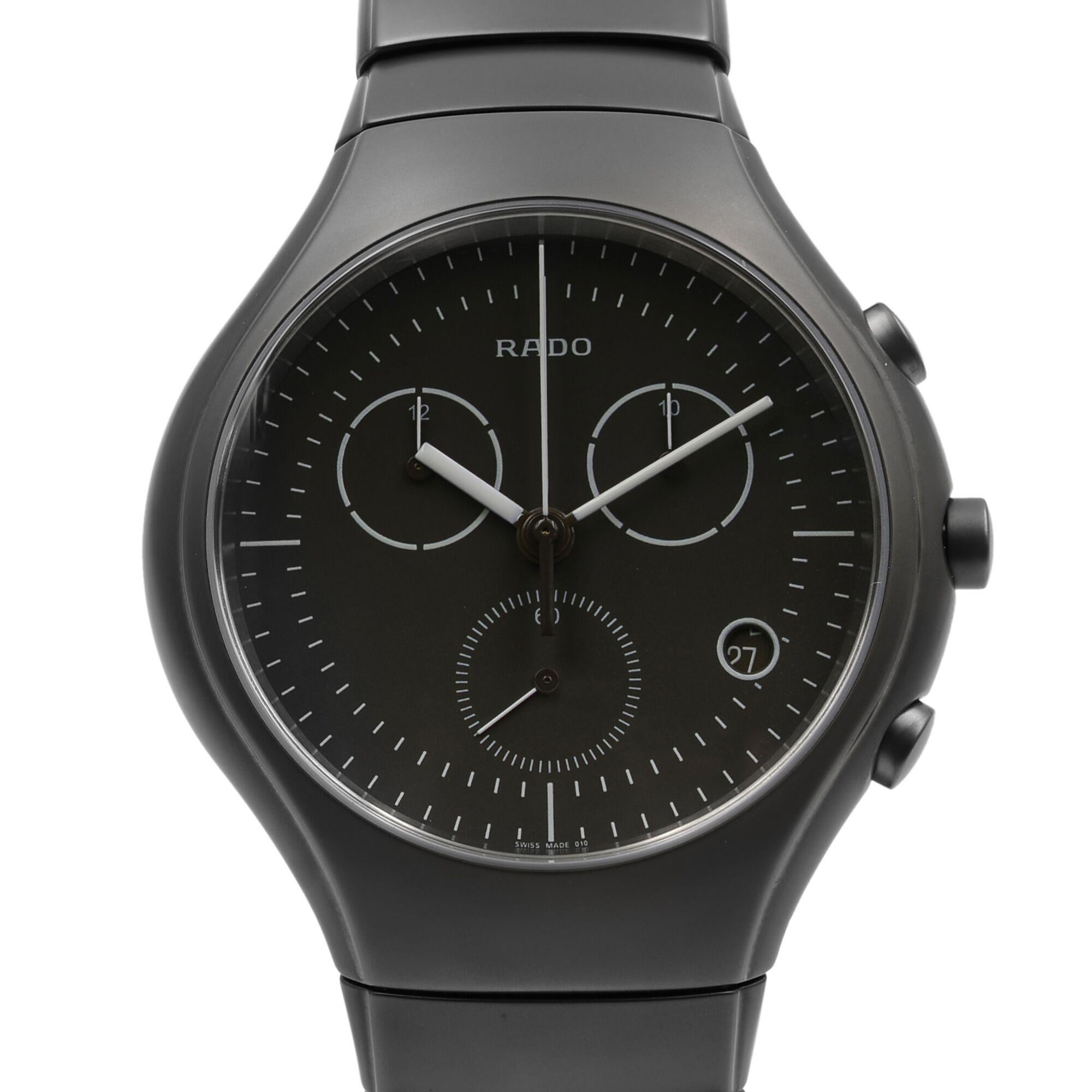 This brand new Rado True R27897102 is a beautiful men's timepiece that is powered by a quartz movement which is cased in a ceramic case. It has a round shape face, chronograph, date dial and has hand sticks style markers. It is completed with a