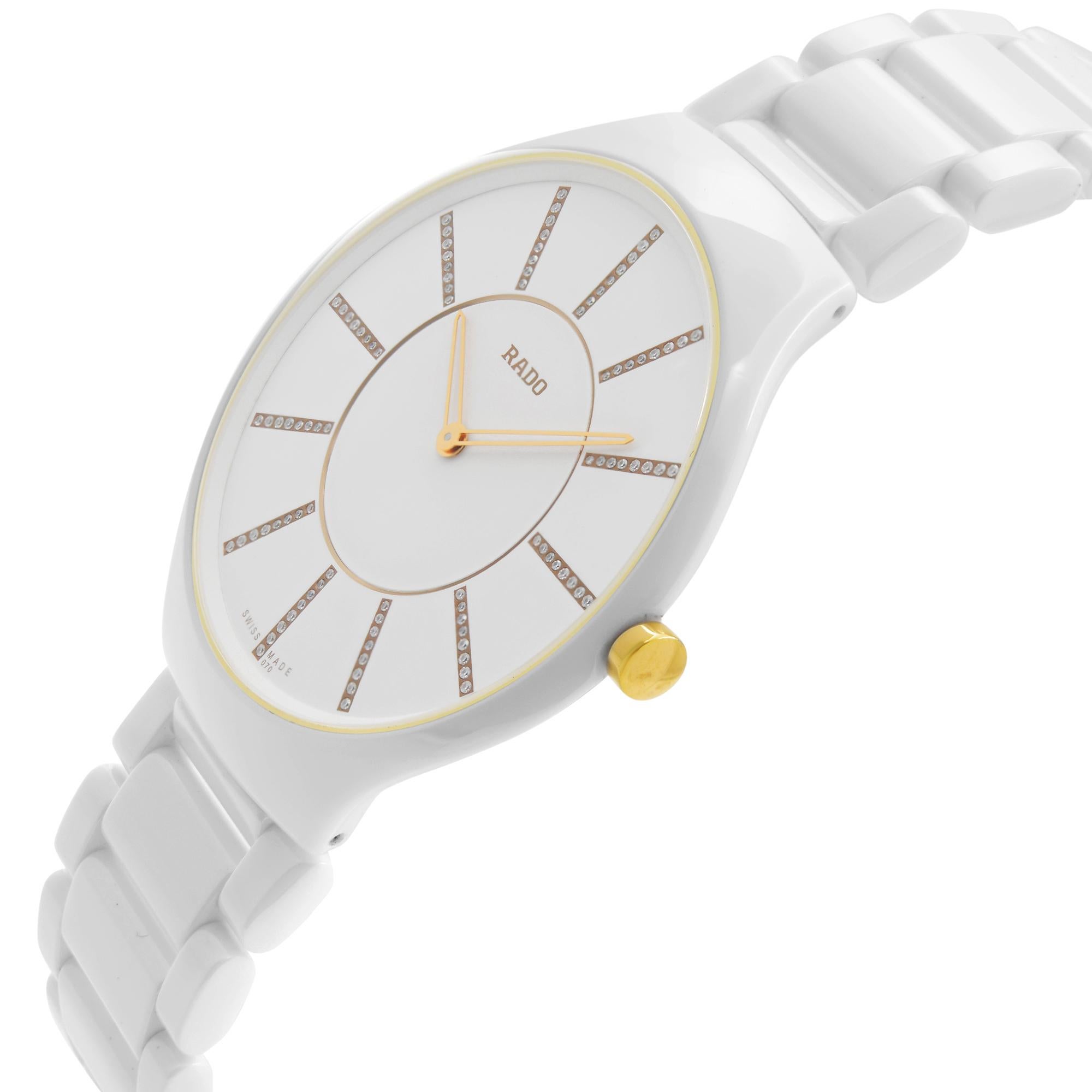 True Thinline Ceramic Weißes Diamant-Zifferblatt Quarz Unisex-Uhr R27957702 im Zustand „Gut“ in New York, NY