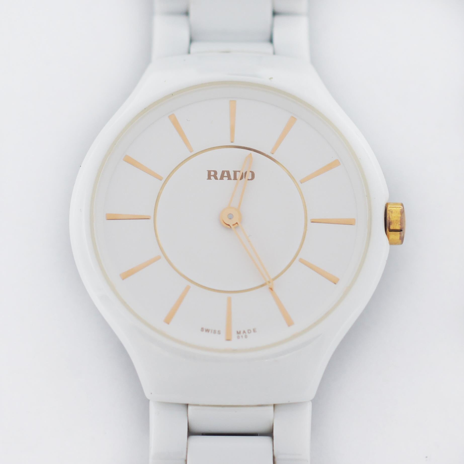 Rado True Thinline Hightech Ceramic Quartz Watch In Good Condition For Sale In San Fernando, CA