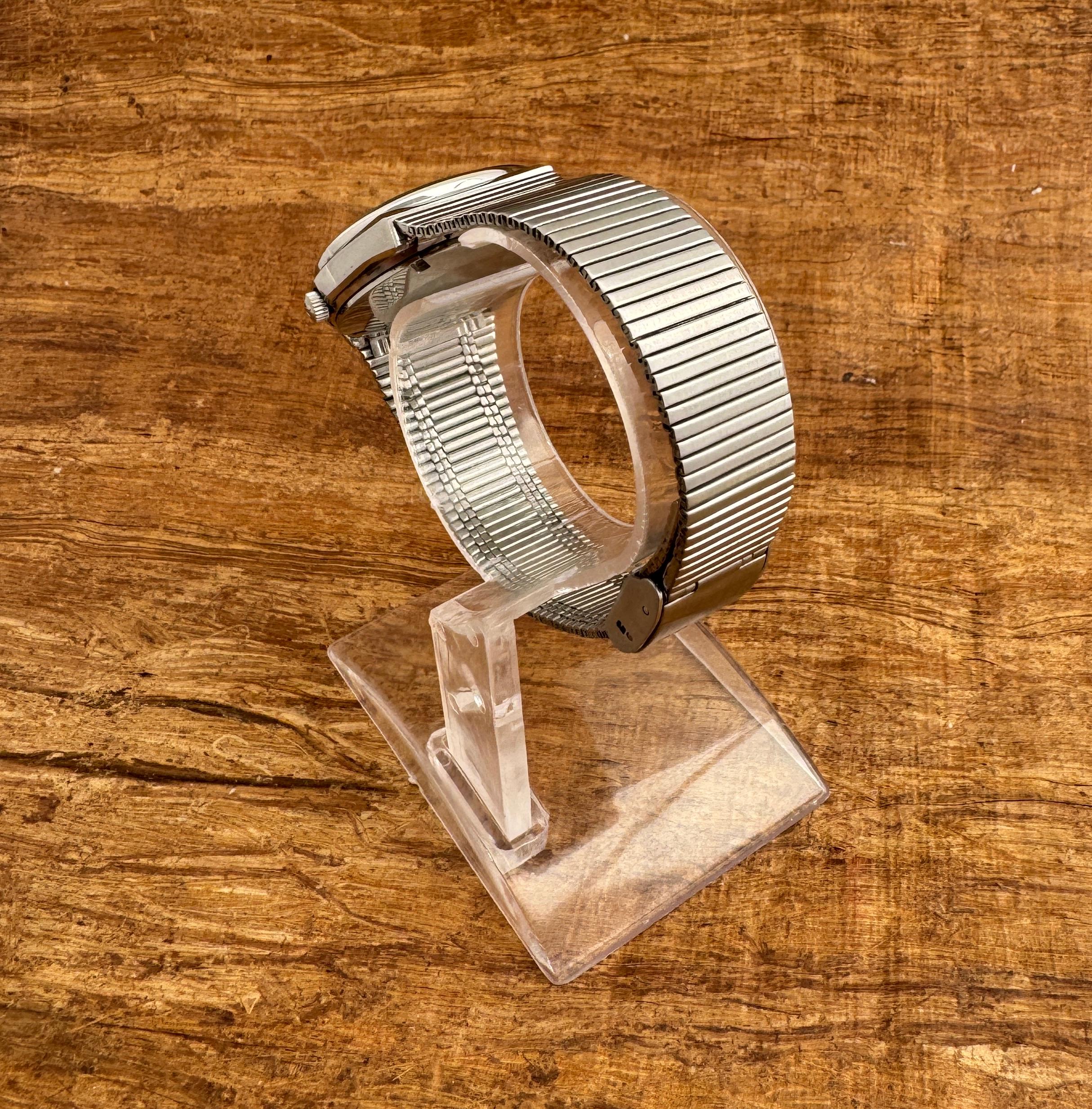 Rado Voyager Automatic Stainless Steel Rare Dial AMMAN Watch For Sale 2