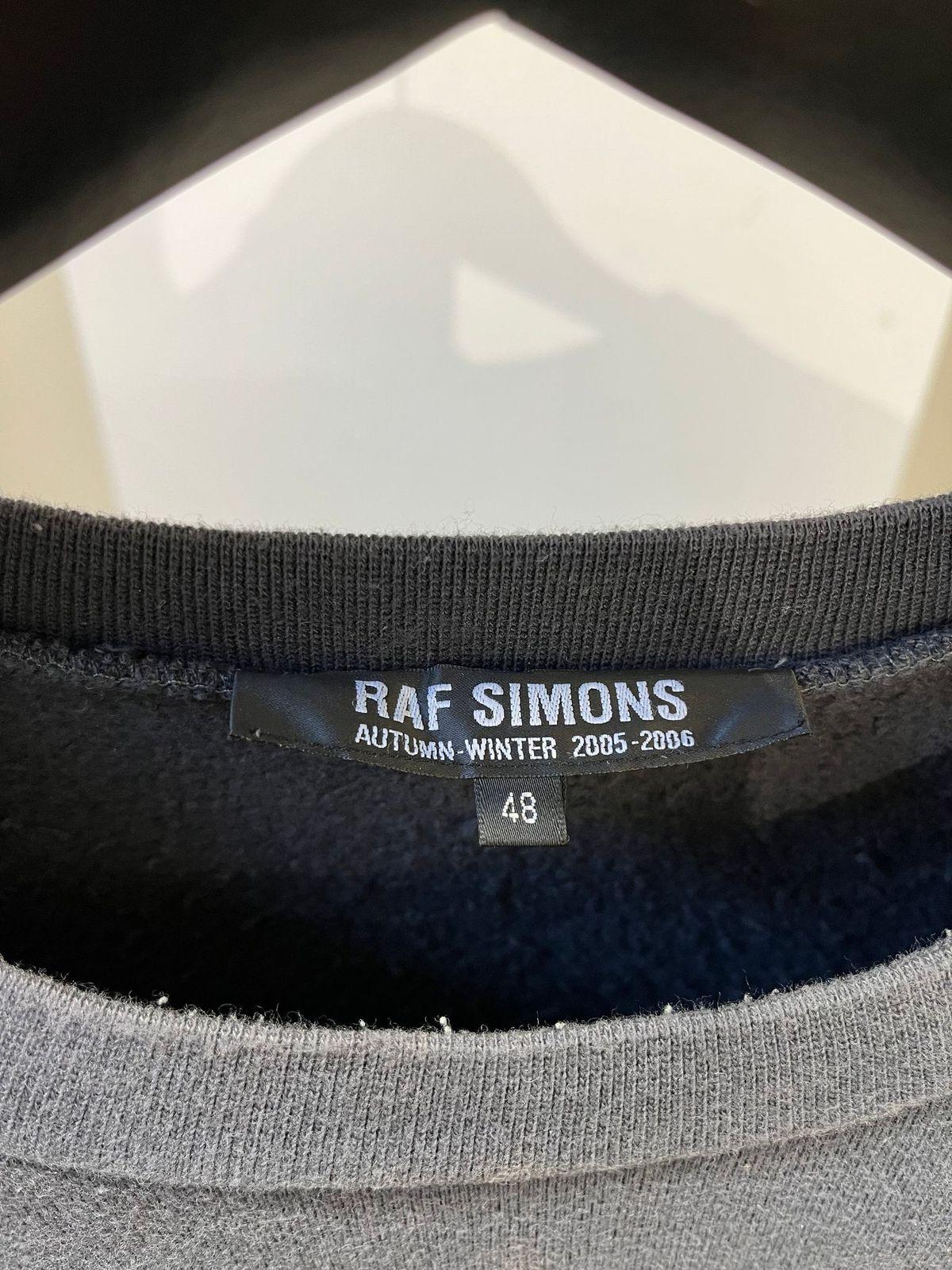 Raf Simons AW2005 HOMW Haunted Places Crewneck In Good Condition For Sale In LISSE, NL