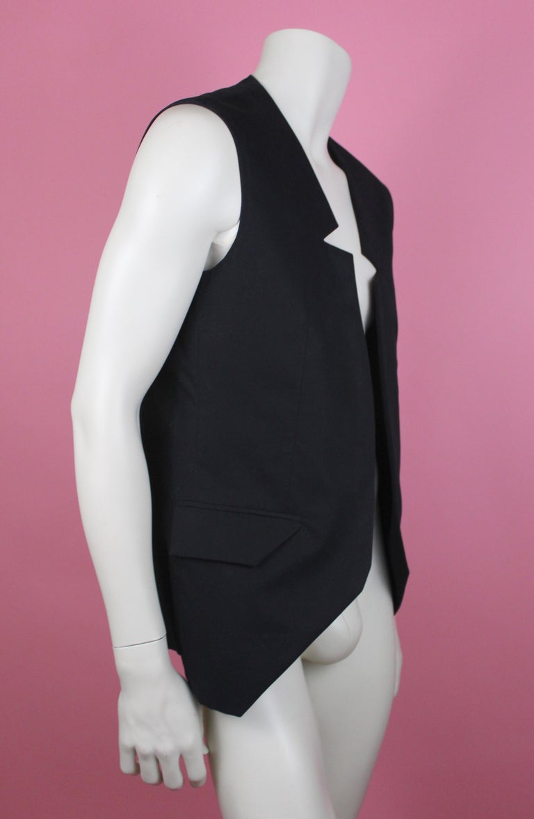 Raf Simons Black Cotton Vest, SS09, Size 50 Italian In Excellent Condition For Sale In Los Angeles, CA