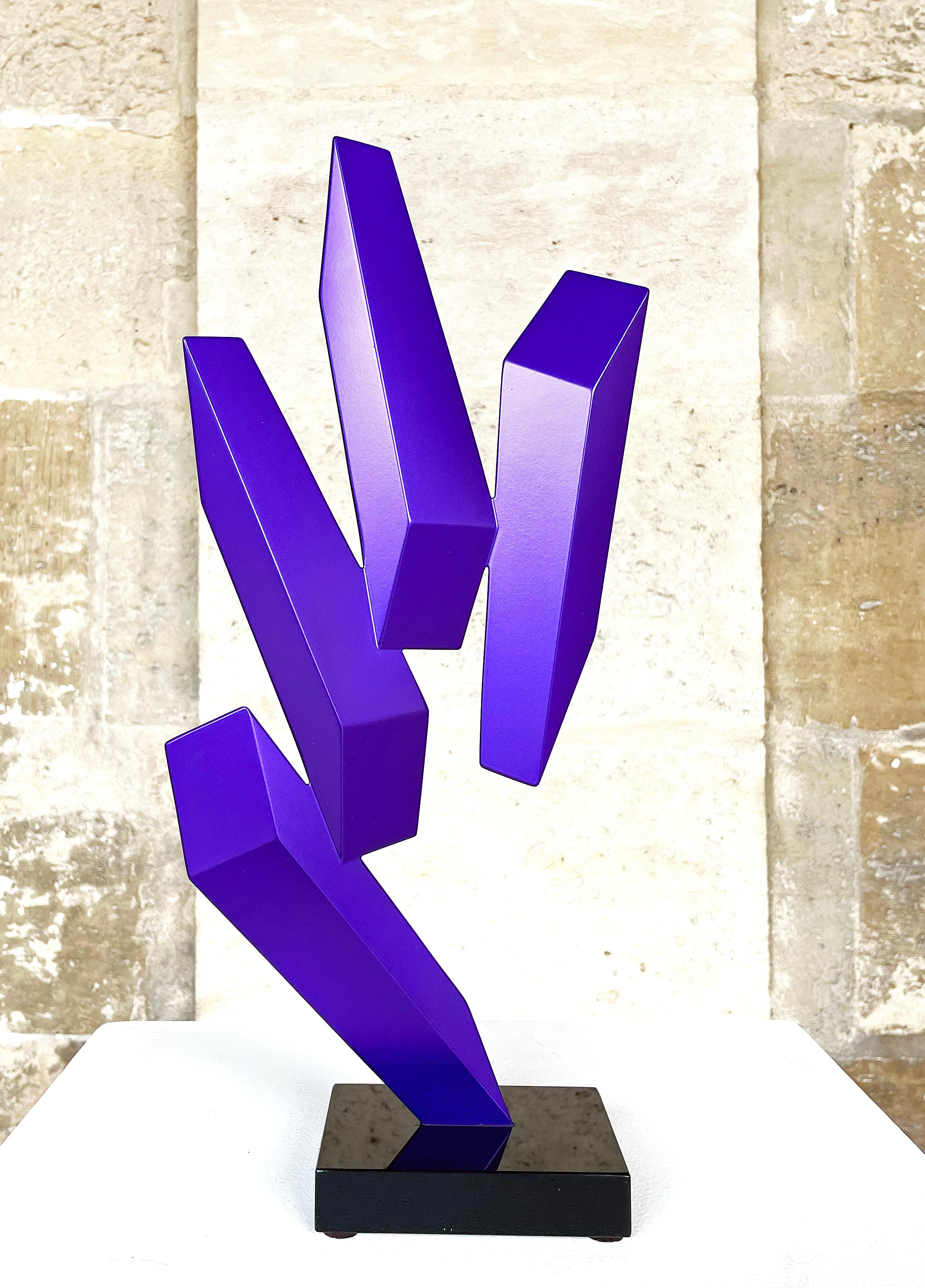 Rafael Barrios Abstract Sculpture - Levitation IV