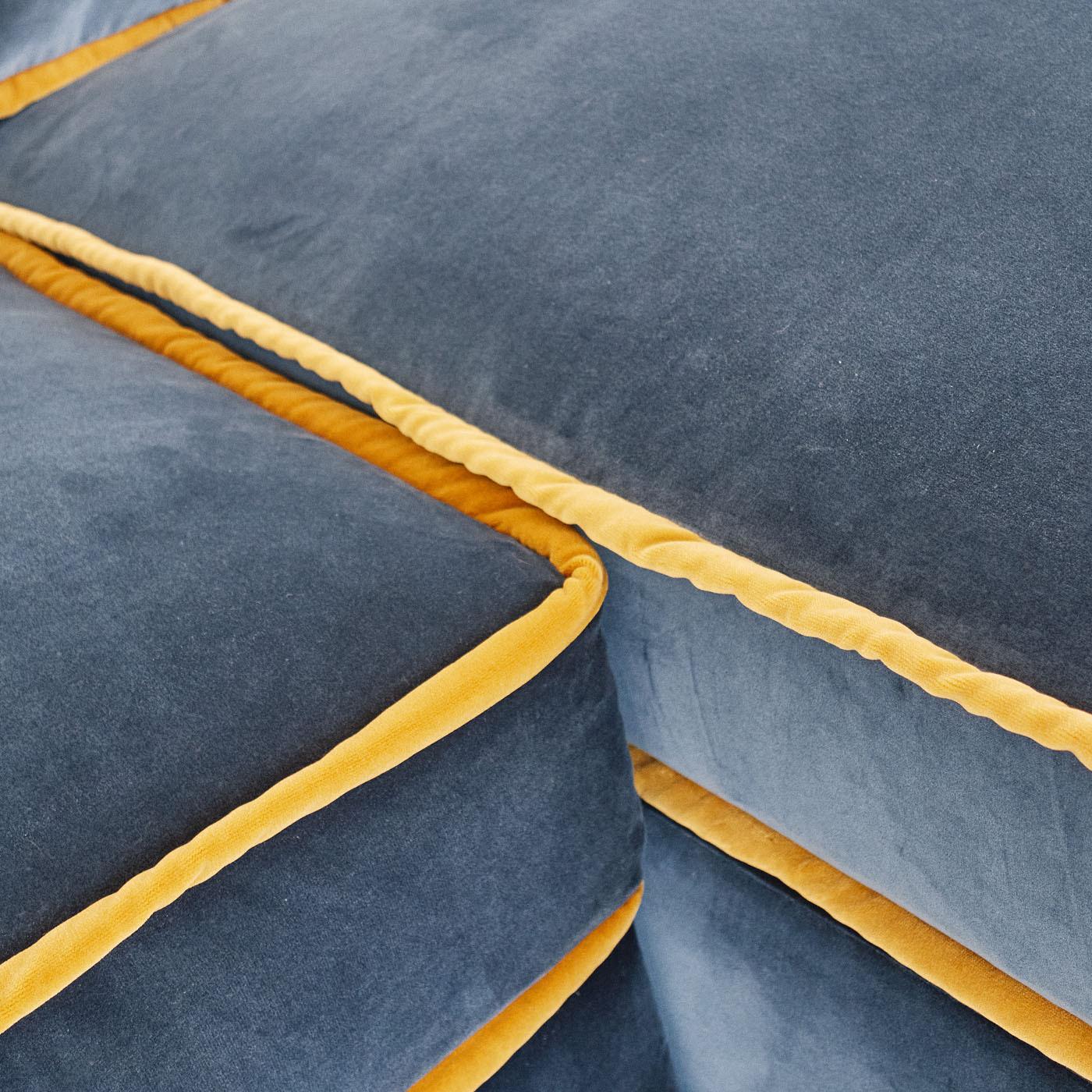 XXIe siècle et contemporain Sofa angulaire Rafaella Bio bleu foncé et jaune, Biosofa en vente