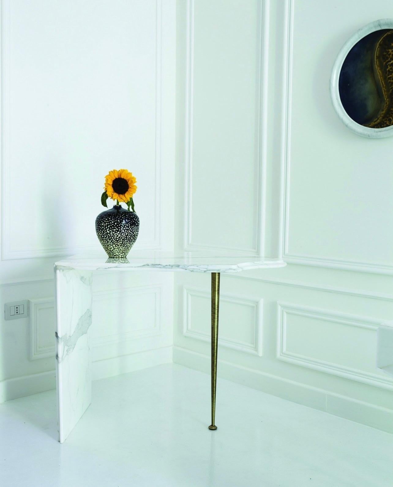 Italian Raffaele Fusco Console Tables Calacatta Marble 21th Century Modern Tables  For Sale