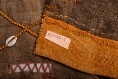 Afrikanisches Textilpanel  mit Muscheln