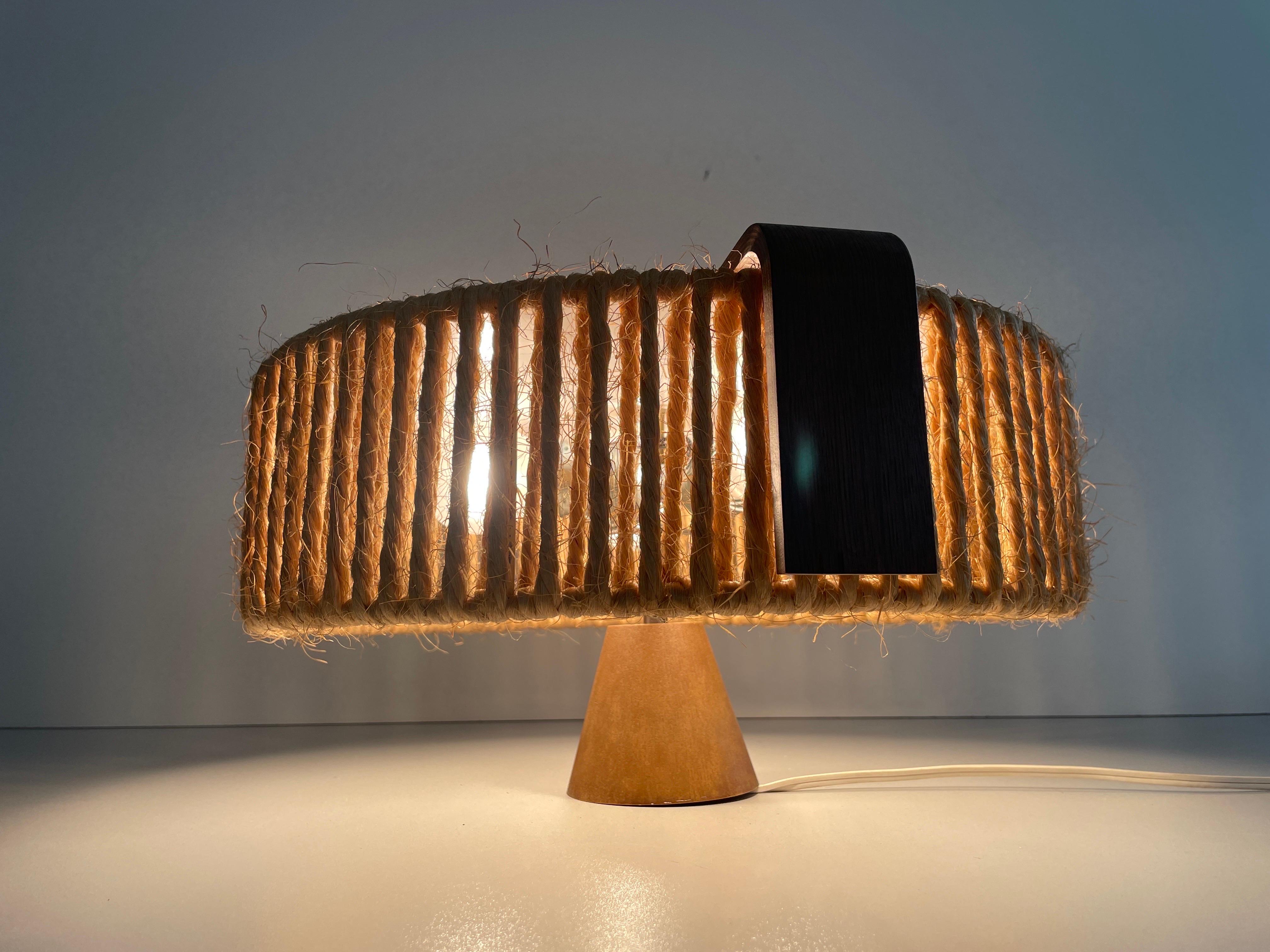 Lampada a sospensione in rafia e teak di Temde, anni '60, Germania in vendita 8