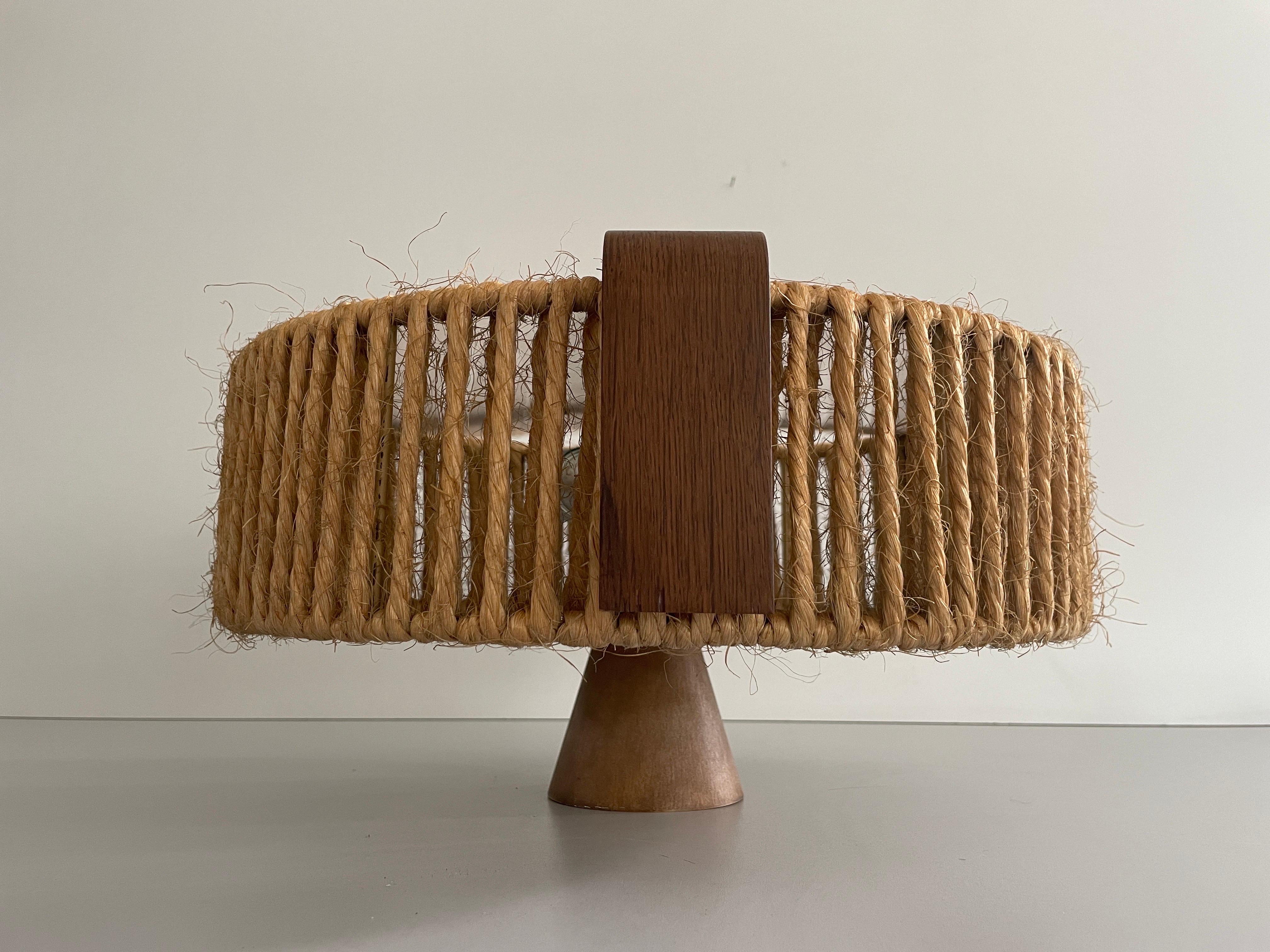Lampada a sospensione in rafia e teak di Temde, anni '60, Germania In condizioni ottime in vendita a Hagenbach, DE