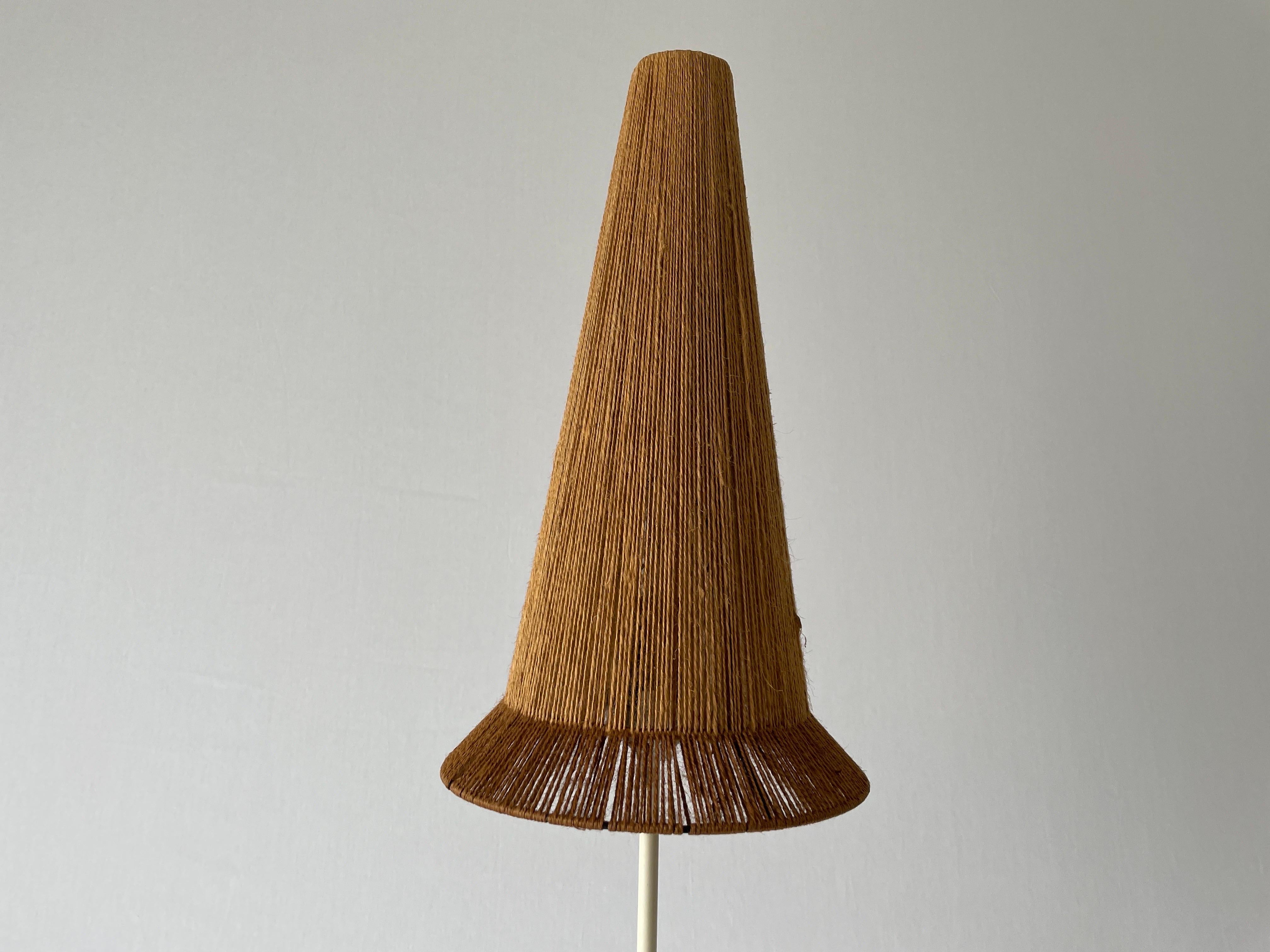 Raffia Bast Floor Lamp by Hans-Agne Jakobsson for Markaryd, 1960s, Sweden In Good Condition For Sale In Hagenbach, DE