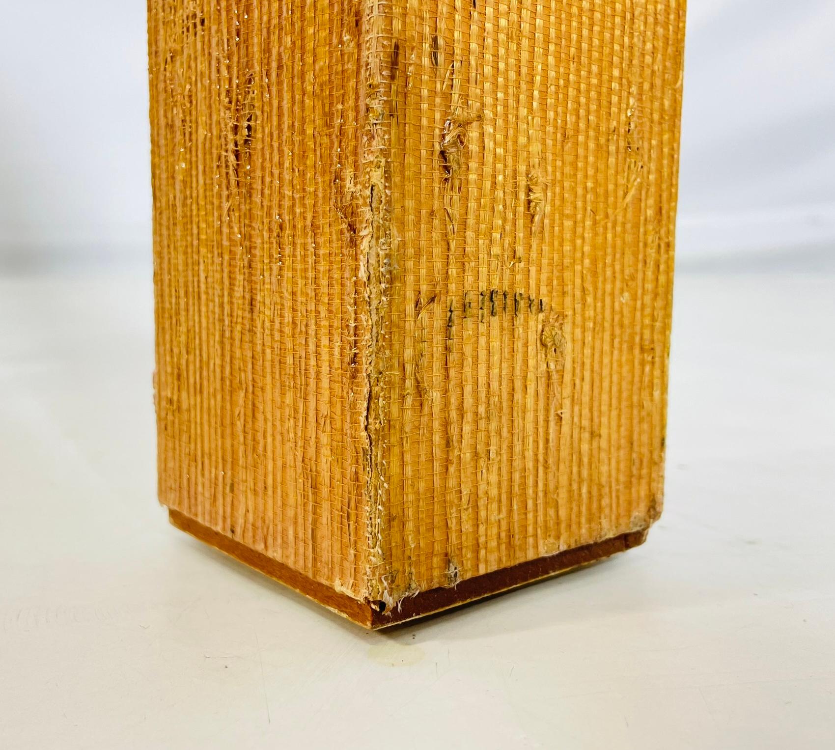 Mesa de comedor con relieve de rafia al estilo de Karl Springer, EE.UU. Años 70 en venta 5