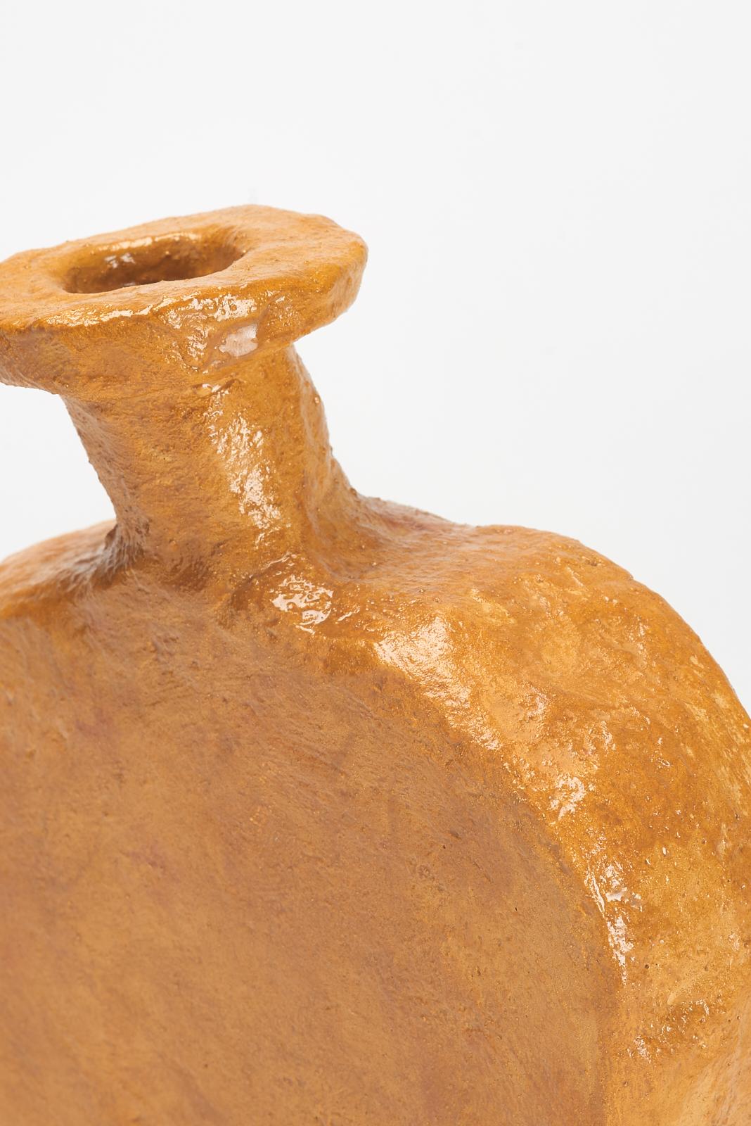 Forme organique unique, vase simple en céramique orange vif de Willem Van Hooff Neuf - En vente à Geneve, CH