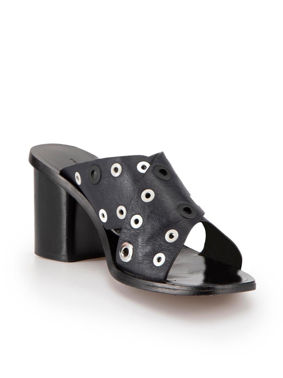 CONDITION is Good. Minor wear to sandals is evident. Light wear to uppers with creasing seen on the straps. Some mild abrasion also found throughout the soles on this used Rag & Bone designer resale item.
 

 

 

 Details
 

 

 Black
 

 Leather
