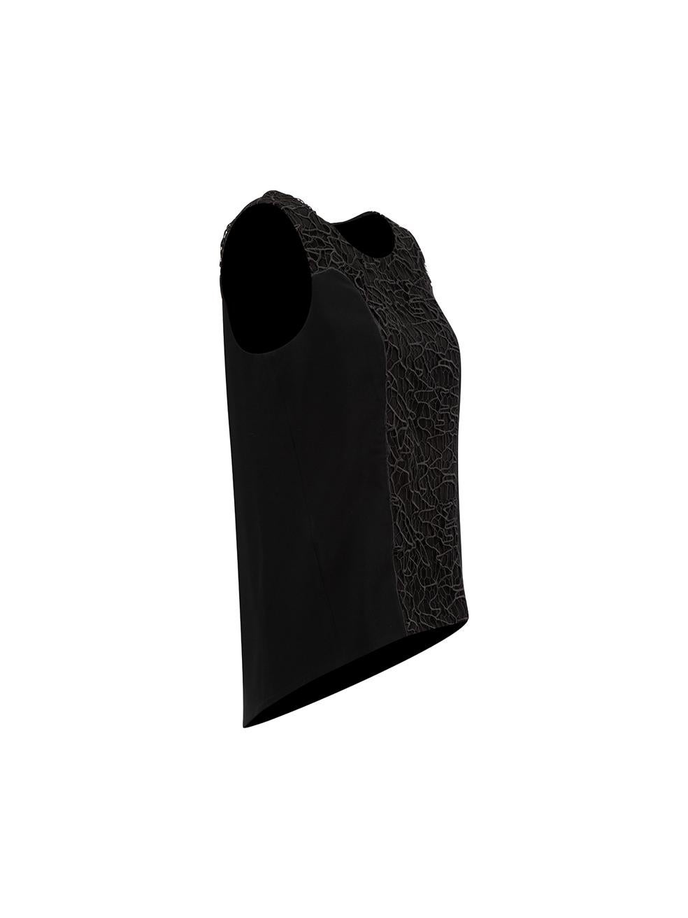 CONDIZIONE: molto buona. Questa blusa usata di Rag & Bone non presenta alcun segno di usura visibile.



Dettagli


Nero

Sintetico

In alto

Senza maniche

Scollo rotondo

Pannello in pizzo





Prodotto in Cina



Composizione

69% Triacetato, 33%
