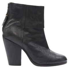 RAG BONE Schwarzer Western-Stiefeletten aus Leder mit rundem Zehenbereich und klobigem Absatz EU36