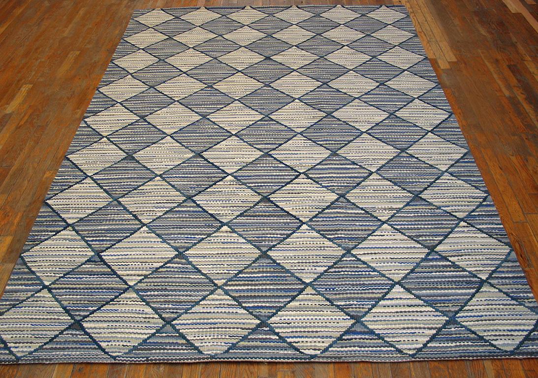 Zeitgenössischer amerikanischer Rag-Teppich ( 6' x 9' - 183 x 275 )