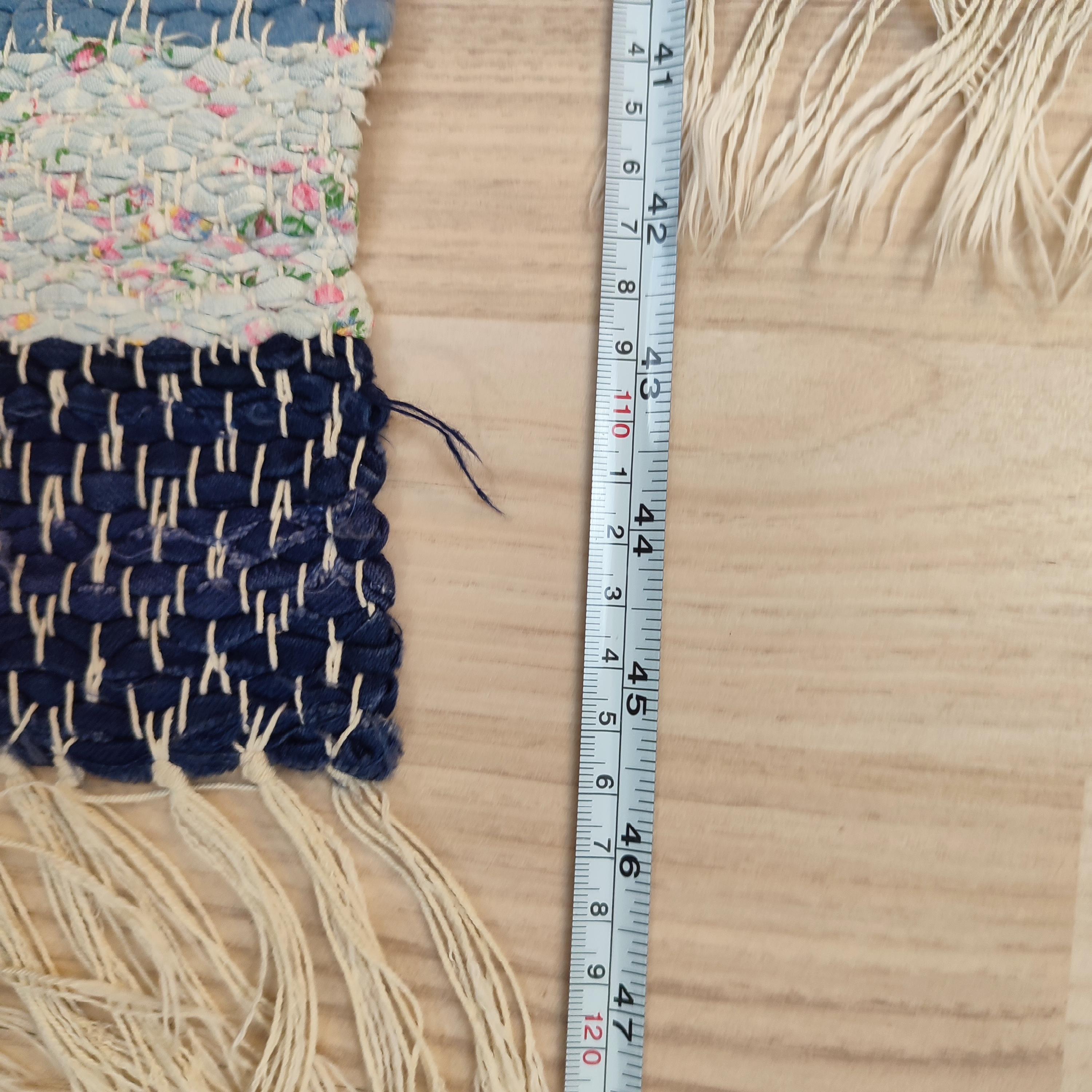 Tappeto di pezza, set di 3, metà secolo svedese in vendita 3