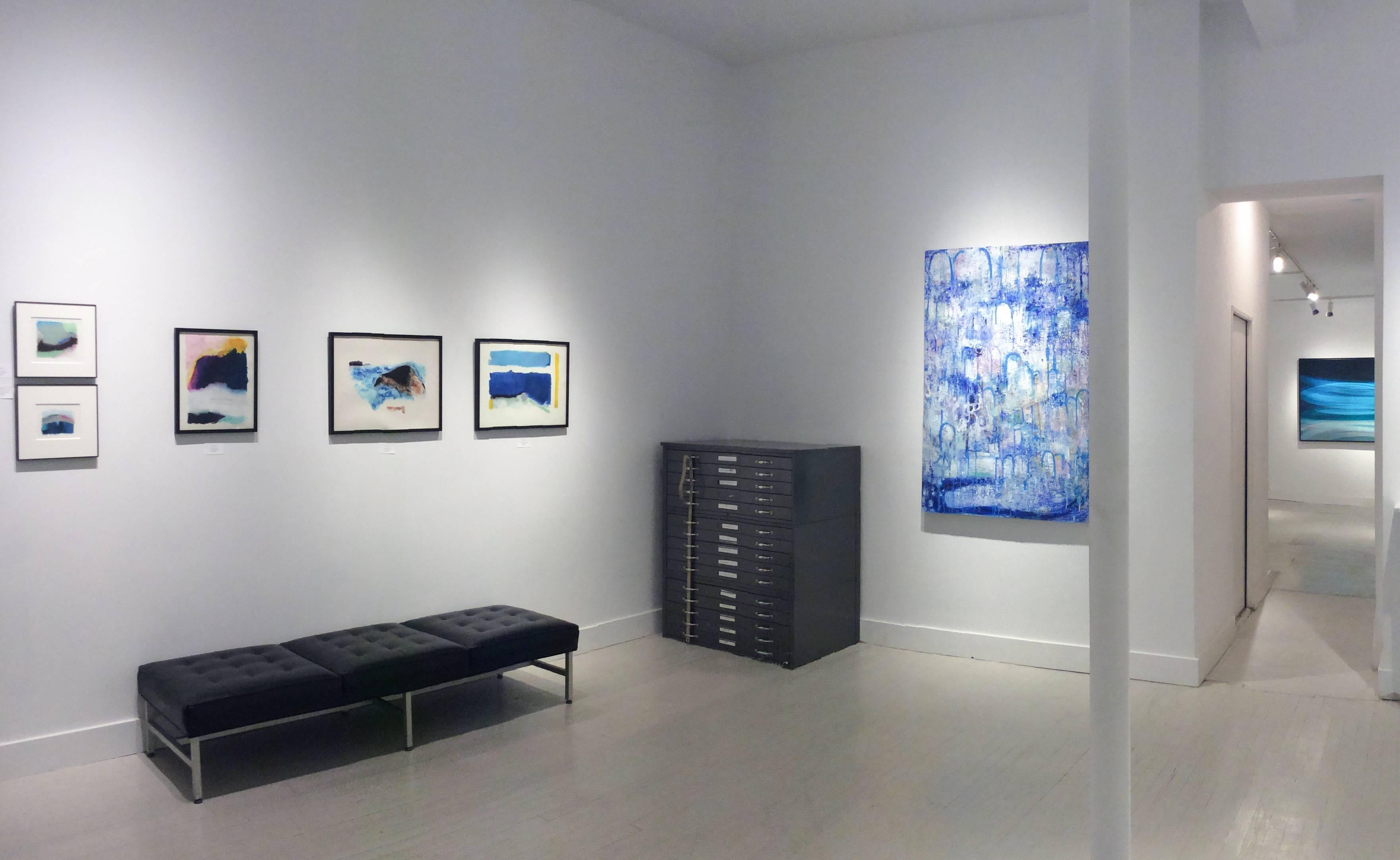 Hydrology (peinture expressionniste abstraite verticale contemporaine, bleue et blanche) en vente 5