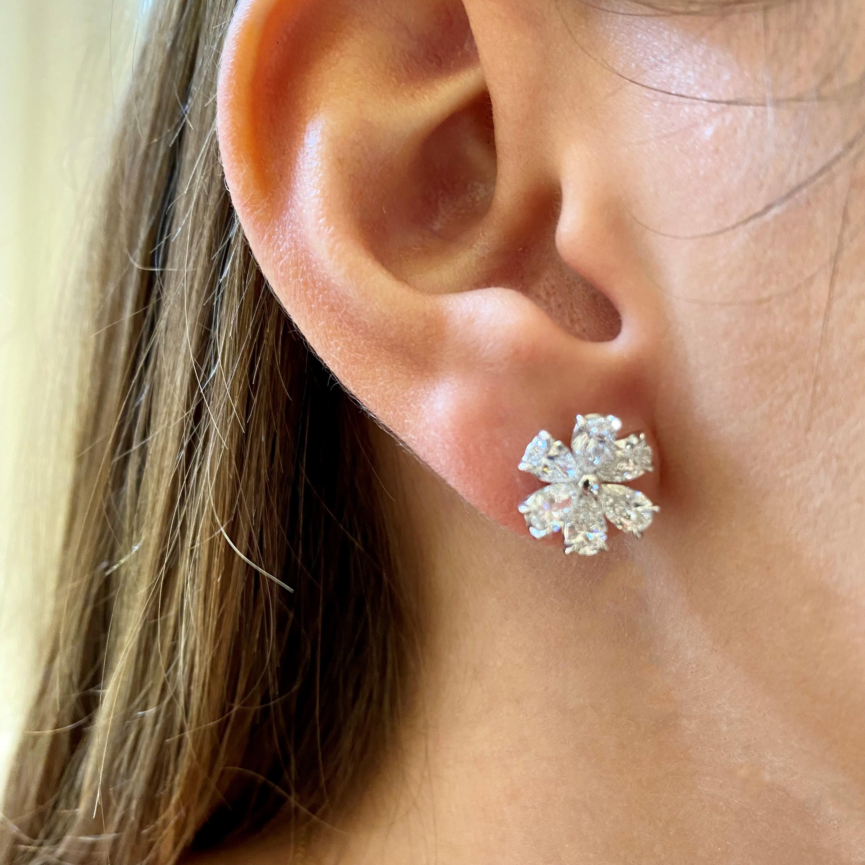 Contemporary Rahaminov 18k White Gold Flower Diamond Stud Earrings For Sale