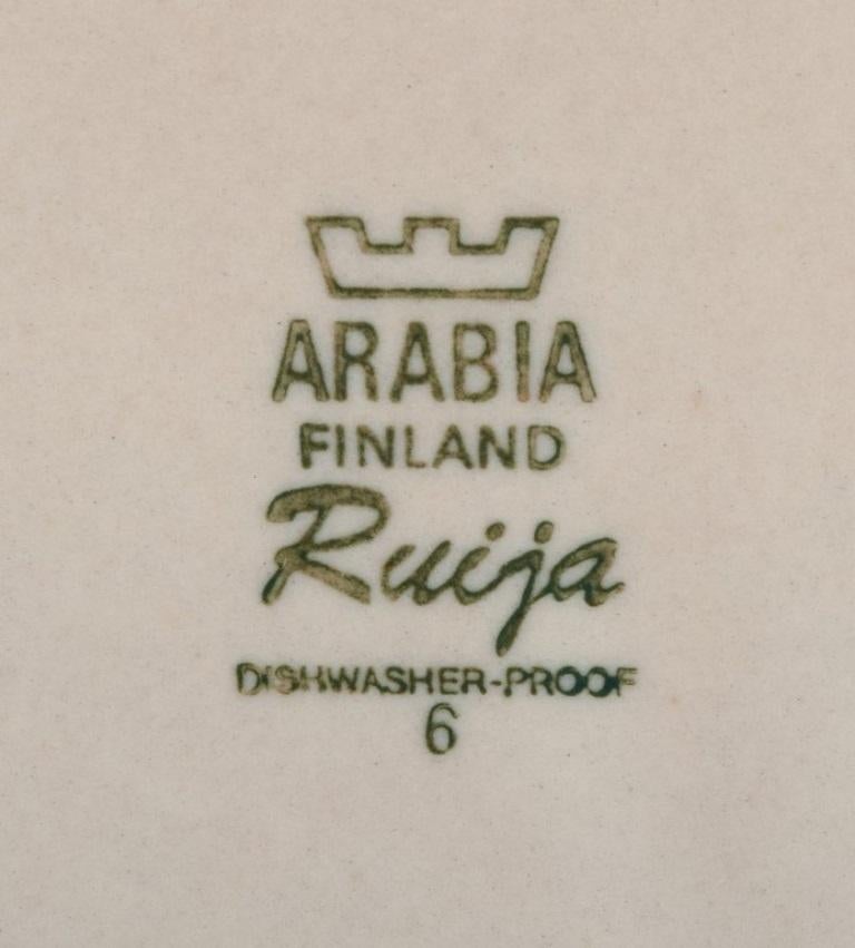 Finlandais Raija Uosikkinen et Ulla Procopé, Arabia. Quatre assiettes à dîner Ruija, années 1960/70 en vente