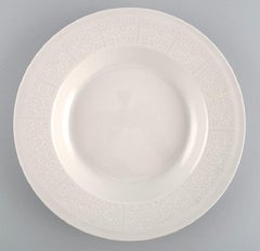 Raija Uosikkinen for Arabia, 10 Rare Pitsi Deep Plates with Floral Decoration