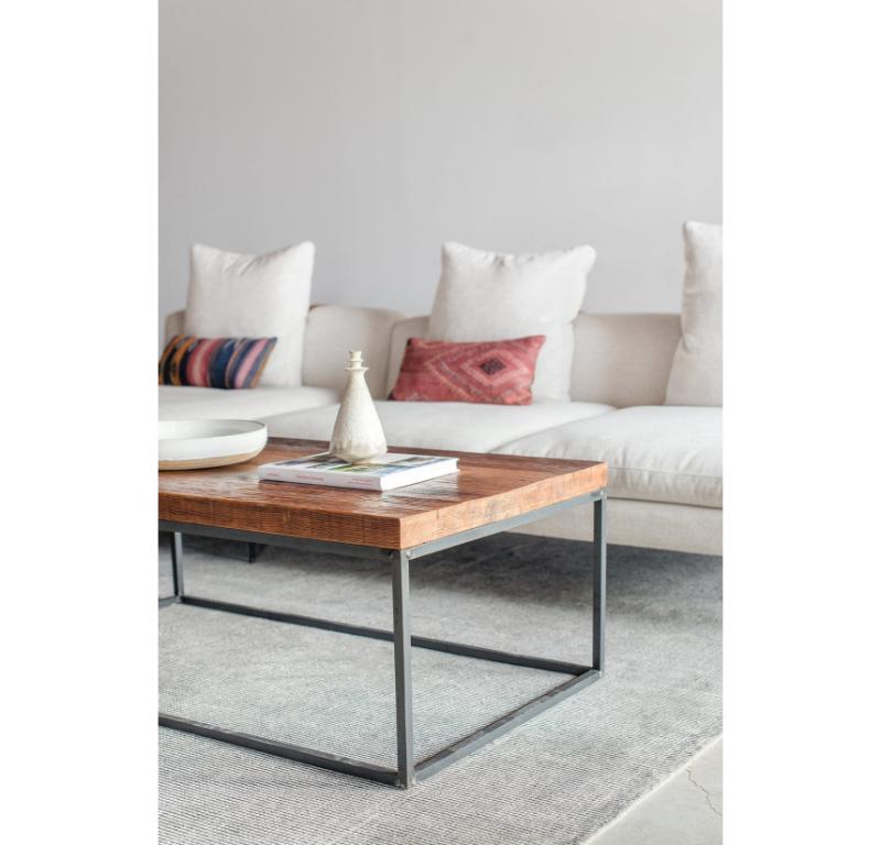 Fait main Table basse Railcar de Croft House en vente