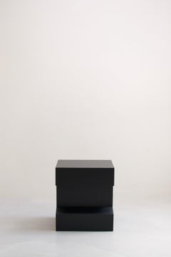 Rails 450 Functional Sculpture Lacquered Stool - Graphite Black
