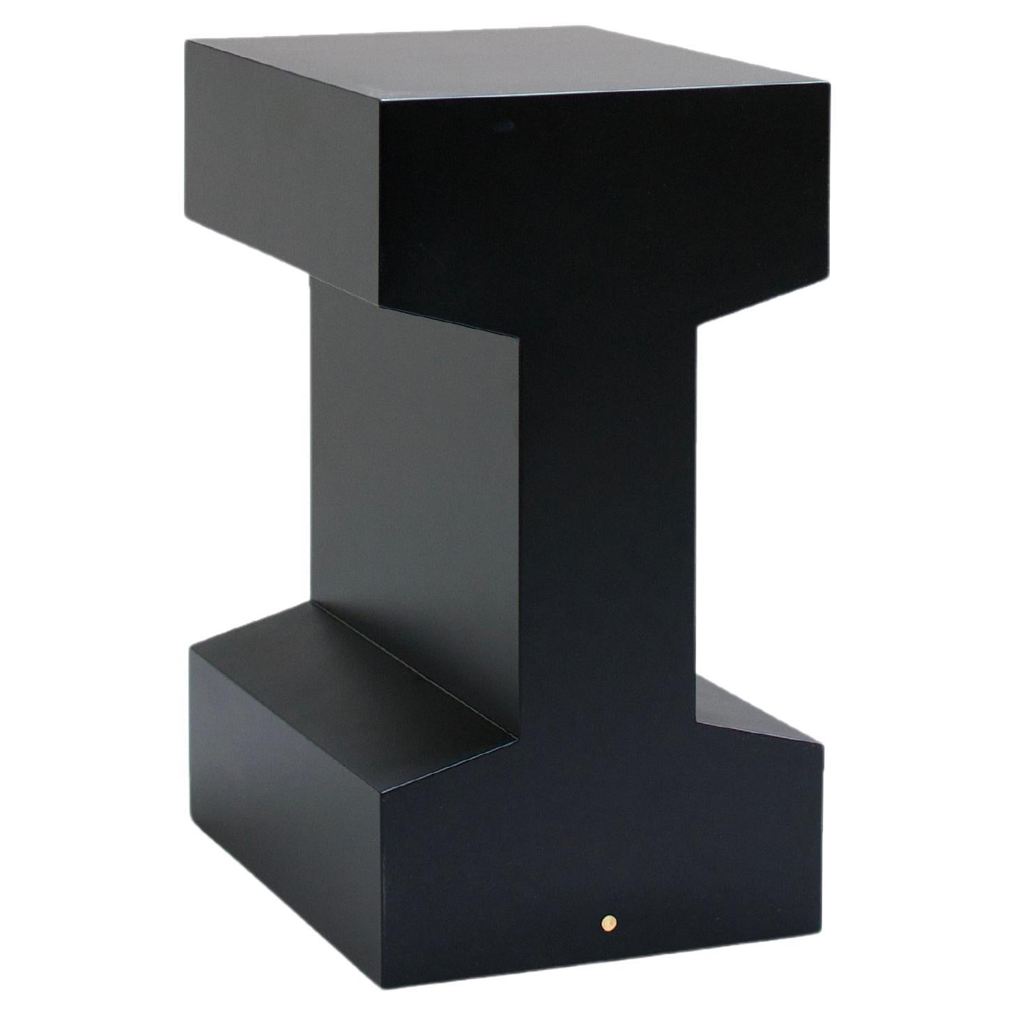 Rails 550 Functional Sculpture Lacquered Side Table - Graphite black For Sale