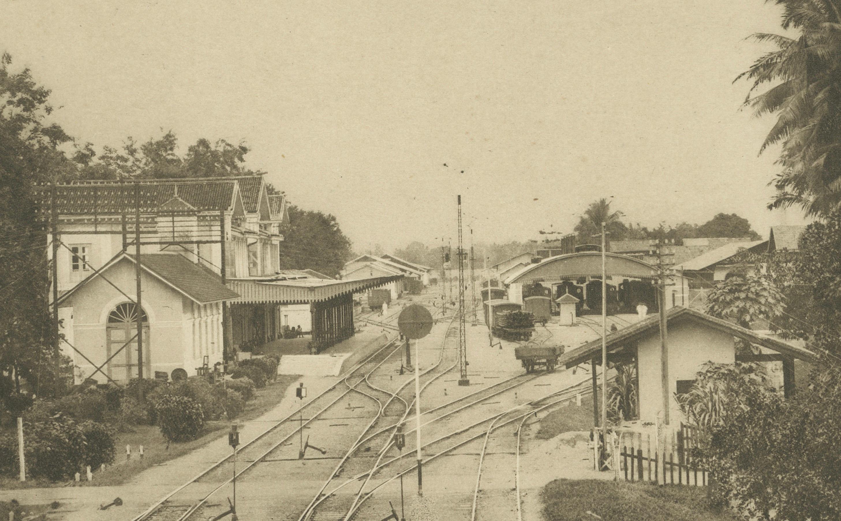 Néerlandais Gare de Medan, Sumatra, C.I.C., Indes orientales néerlandaises c1910 en vente