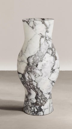 Rain Vase in Arabescato Marble by Paloma Editions