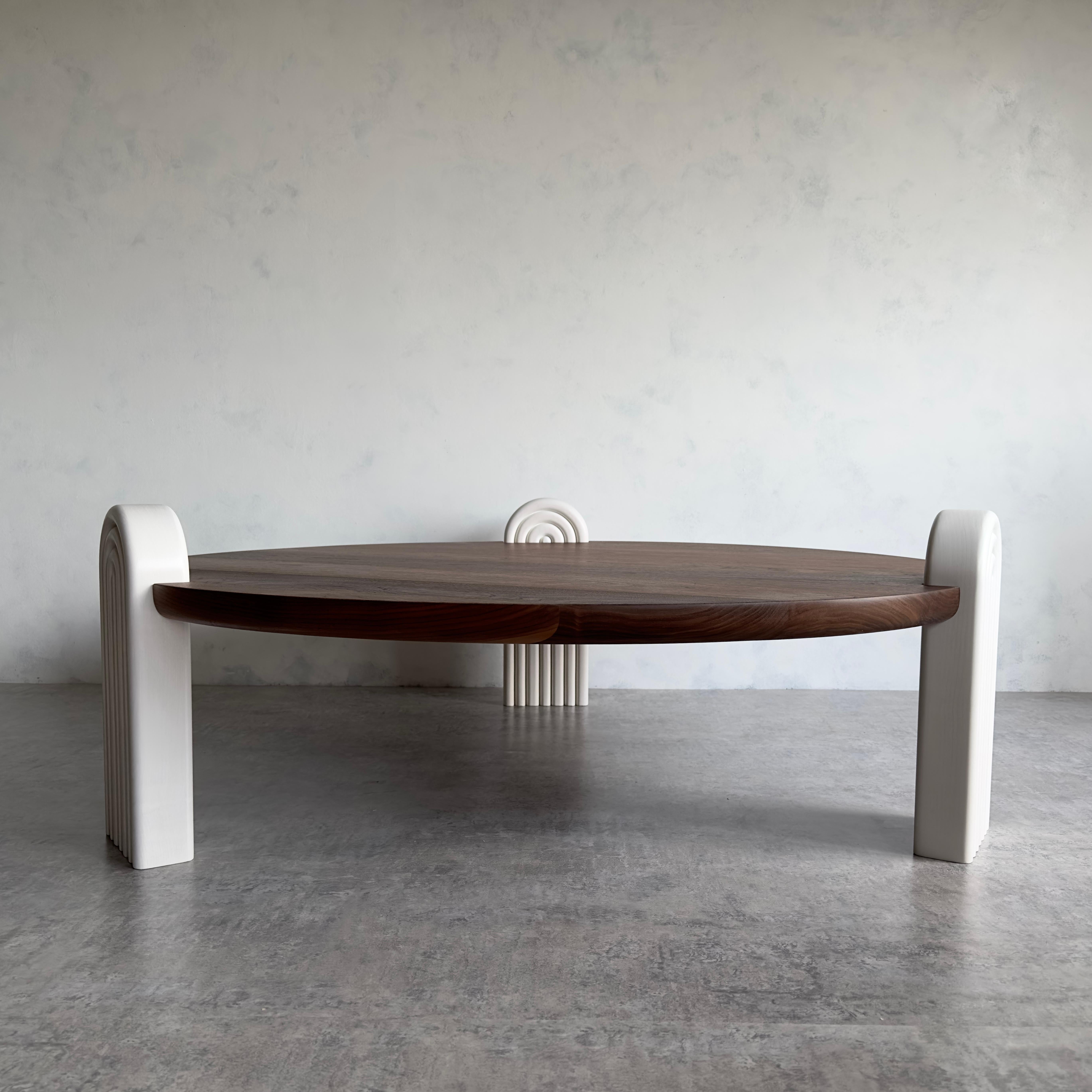 Table basse arceaux arc-en-ciel de MSJ Furniture Studio en vente 2