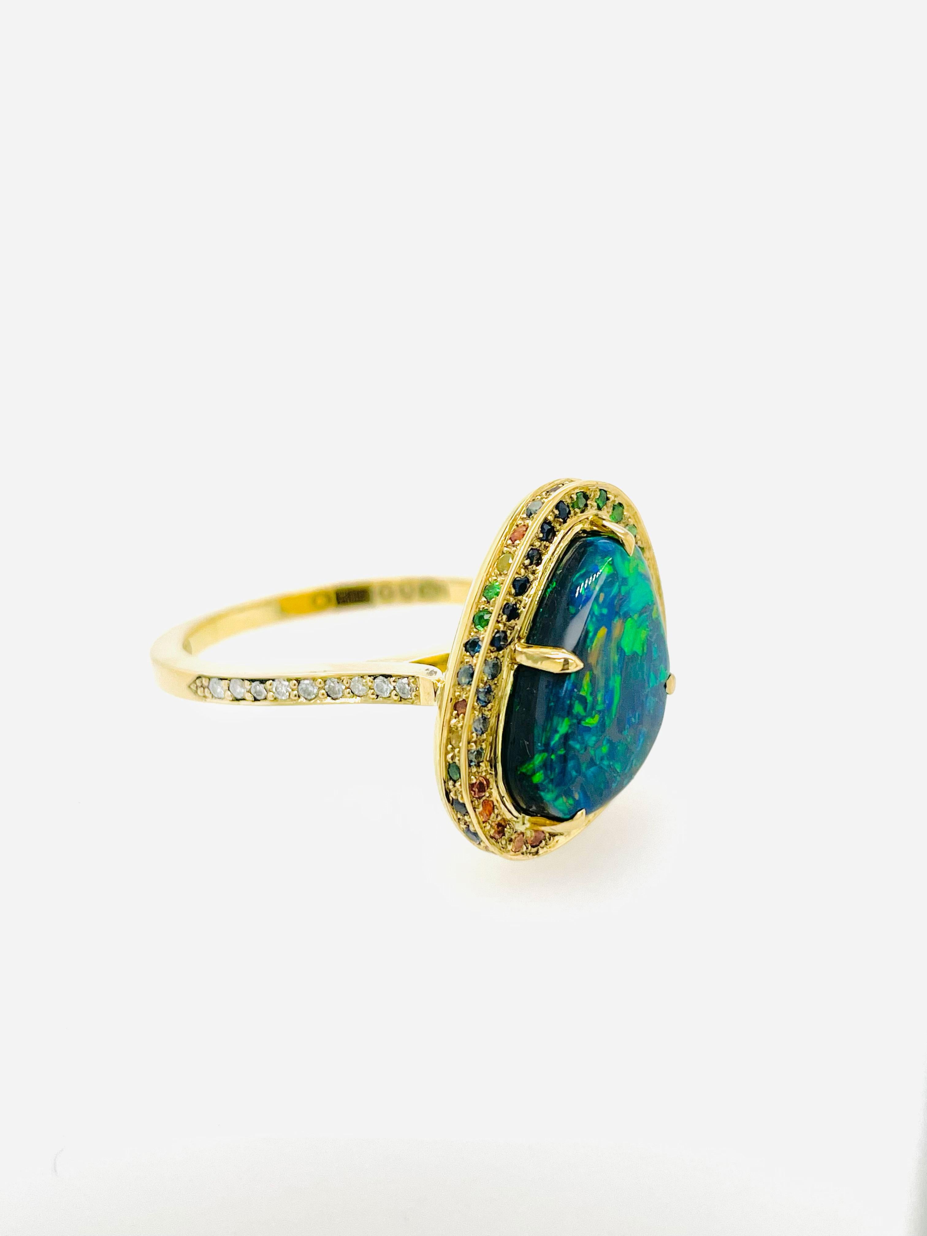 For Sale:  Rainbow Black Australian Opal Ring with Sapphires and 18ct Yellow Gold 5