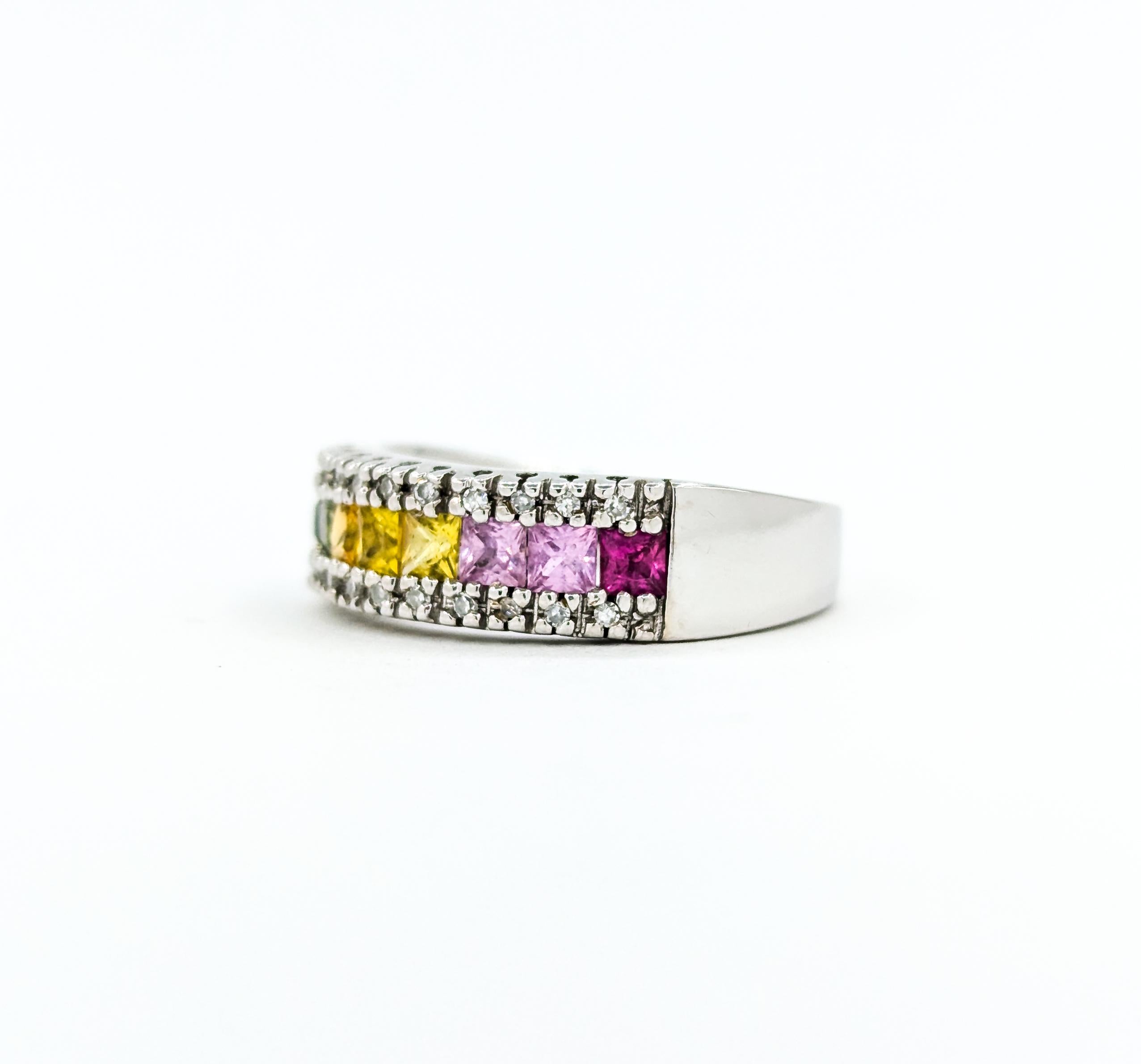 Regenbogenfarbener Saphir- und Diamantring aus Weißgold 2