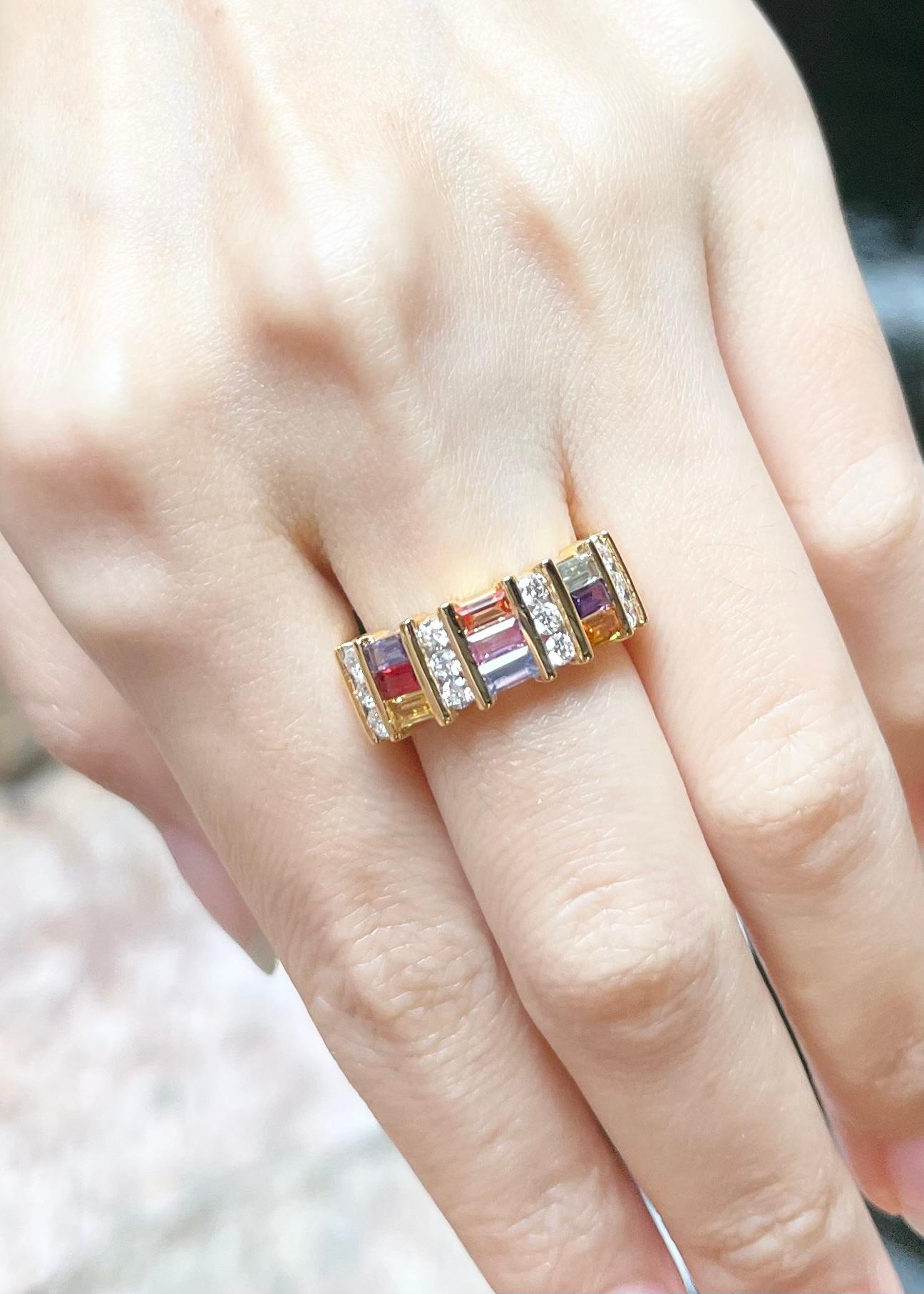 Ring mit Regenbogenfarbenem Saphir und Diamant in 18 Karat Goldfassungen gefasst im Zustand „Neu“ im Angebot in Bangkok, TH