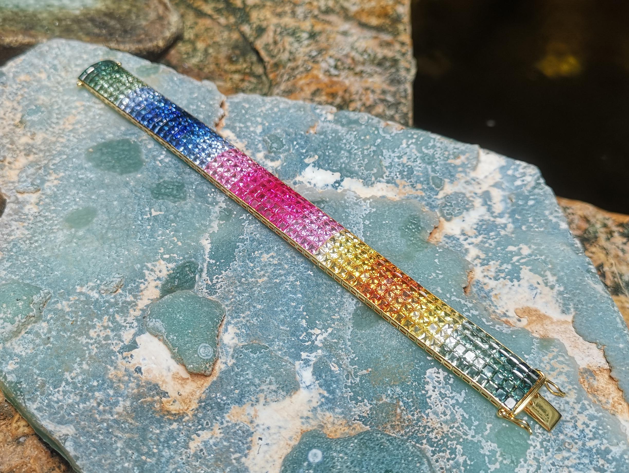 Rainbow Colour Sapphire Bracelet Set in 18 Karat Gold Settings In New Condition In Bangkok, TH