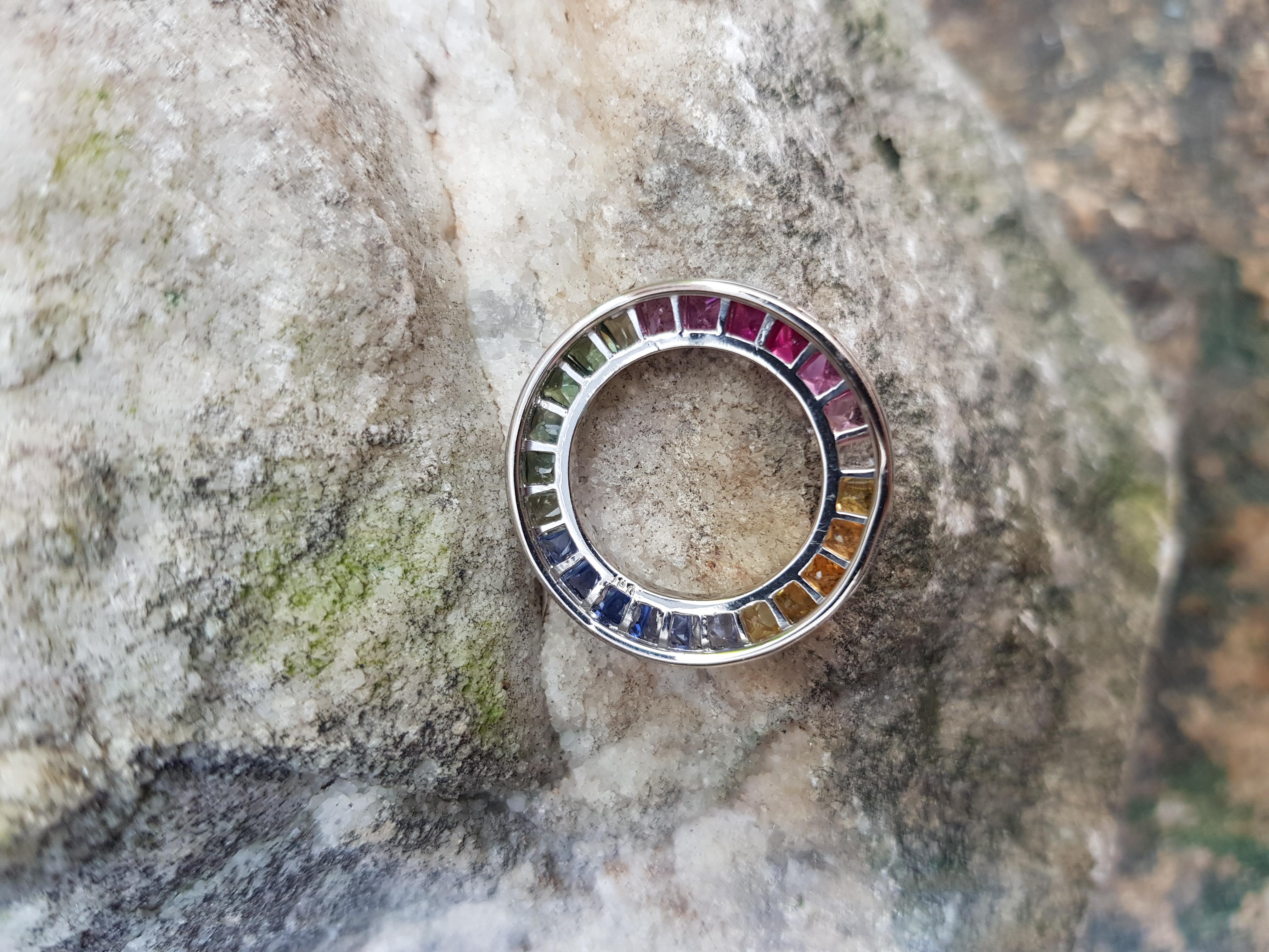 Shield Cut Rainbow Colour Sapphire Circle Pendant Set in 18 Karat White Gold Settings For Sale