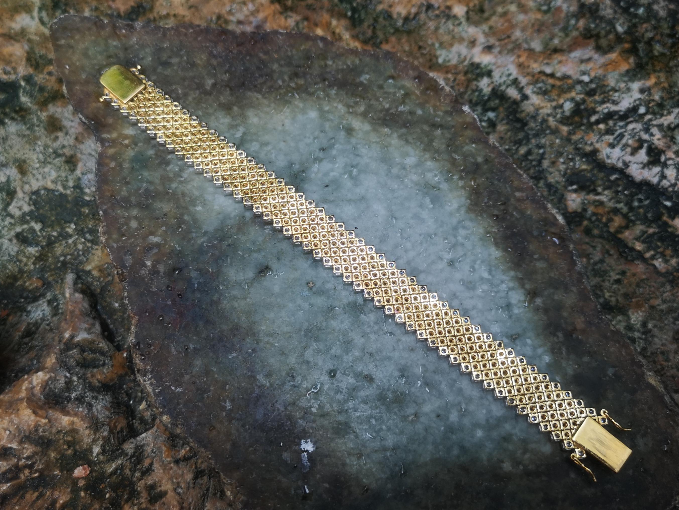 Bracelet en or 18 carats serti d'un saphir de couleur arc-en-ciel et de diamants en vente 8