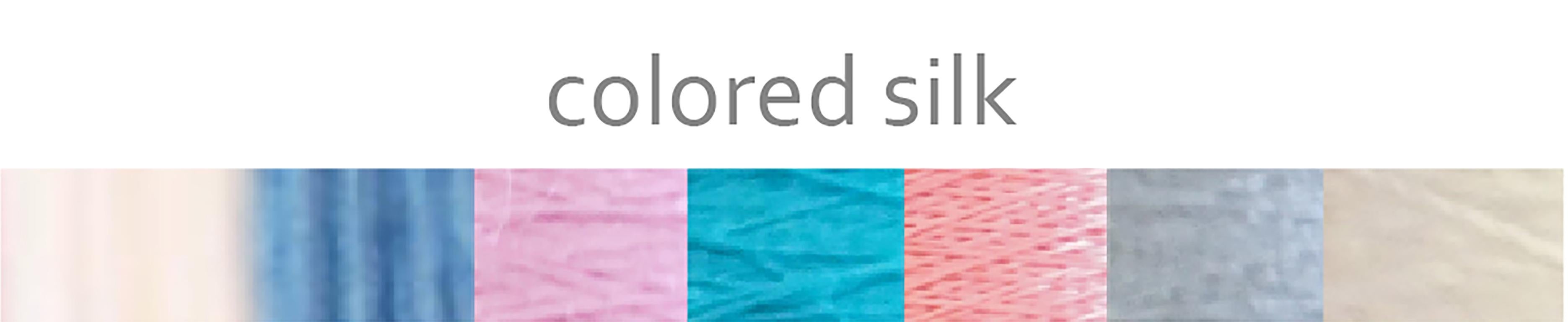 Zeitgenössischer Regenbogen-Wandleuchter, Sonne versilbertes Glas, Messing, blaue Seidenschleife im Angebot 1