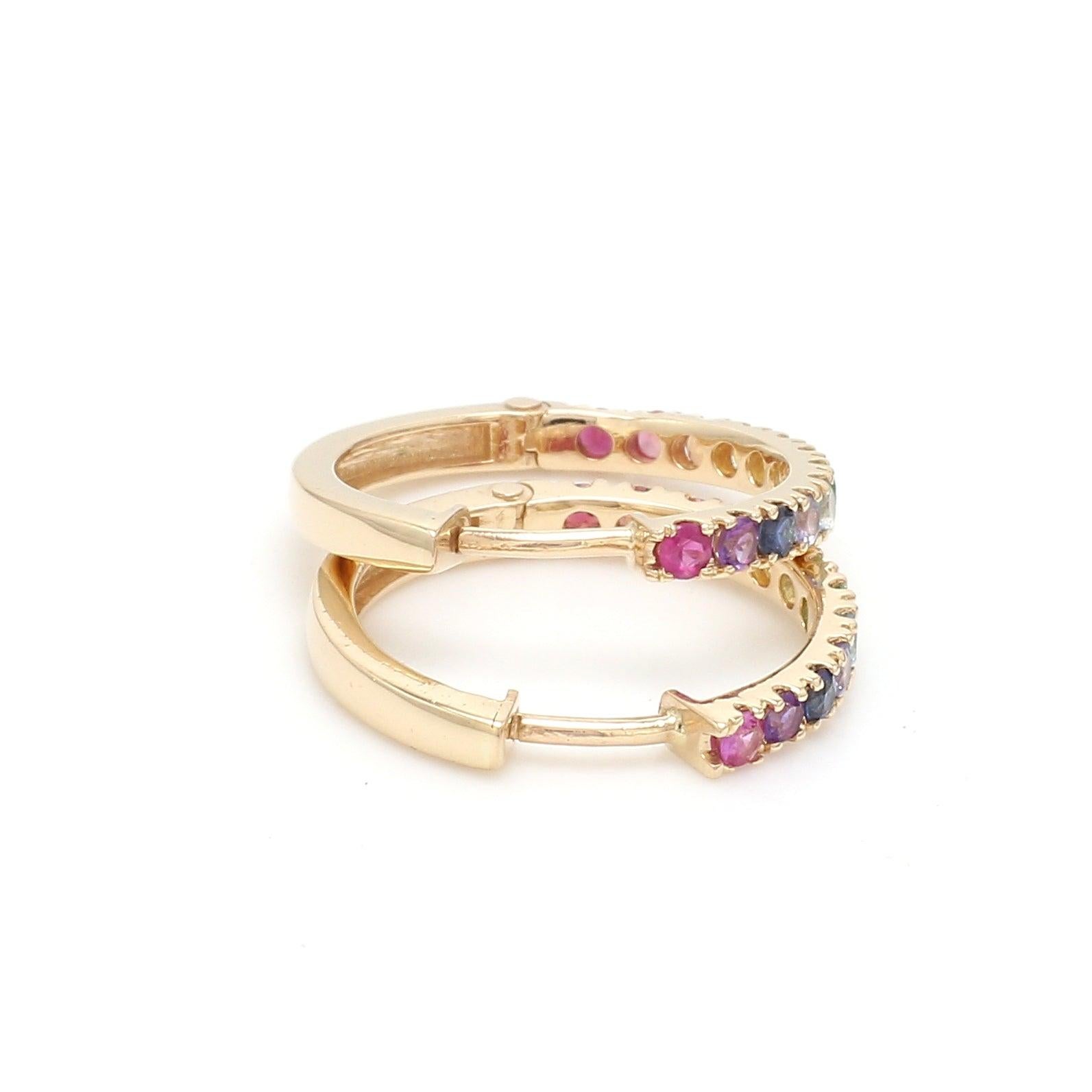 Gemstone : Rainbow Gemstone

Type : Natural

Shape : Round Cut

Size : 2.50MM

Weight : 1 Carats

 Earring Diametre : 20MM

Metal : Gold

Enhancement : Oiling



This is a Brand new Piece

. Its very hard to capture the true color and luster of the