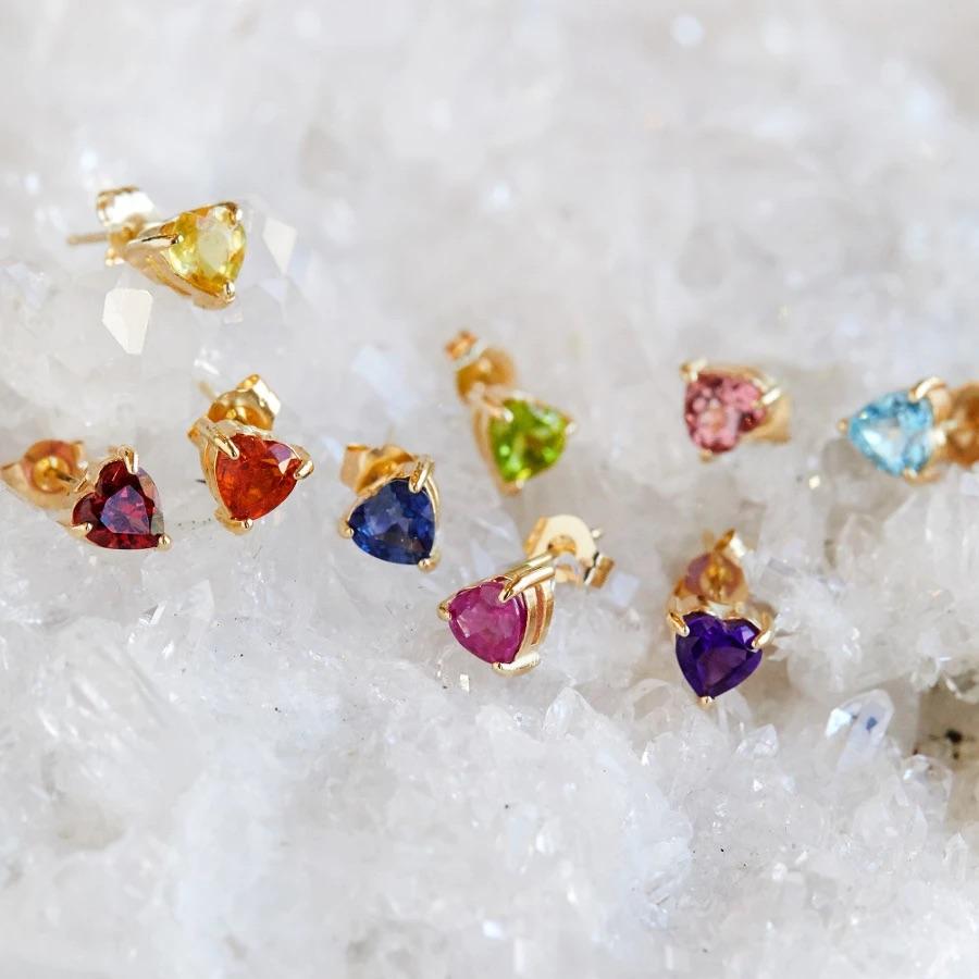 Modern Rainbow Heart Stud Earrings 'Pair of  Earring, Diamond' For Sale