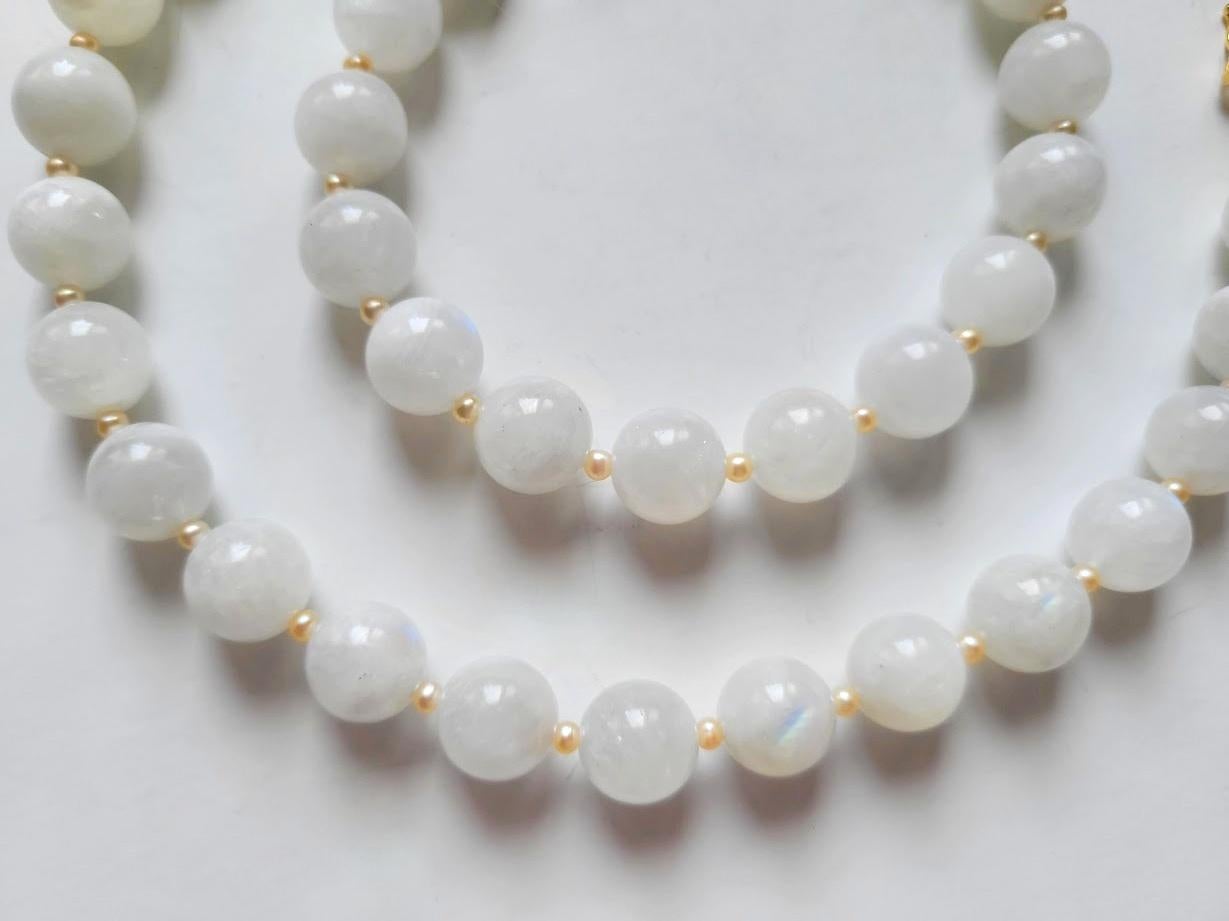 Bead Rainbow Moonstone and Freshwater Pearl Necklace For Sale
