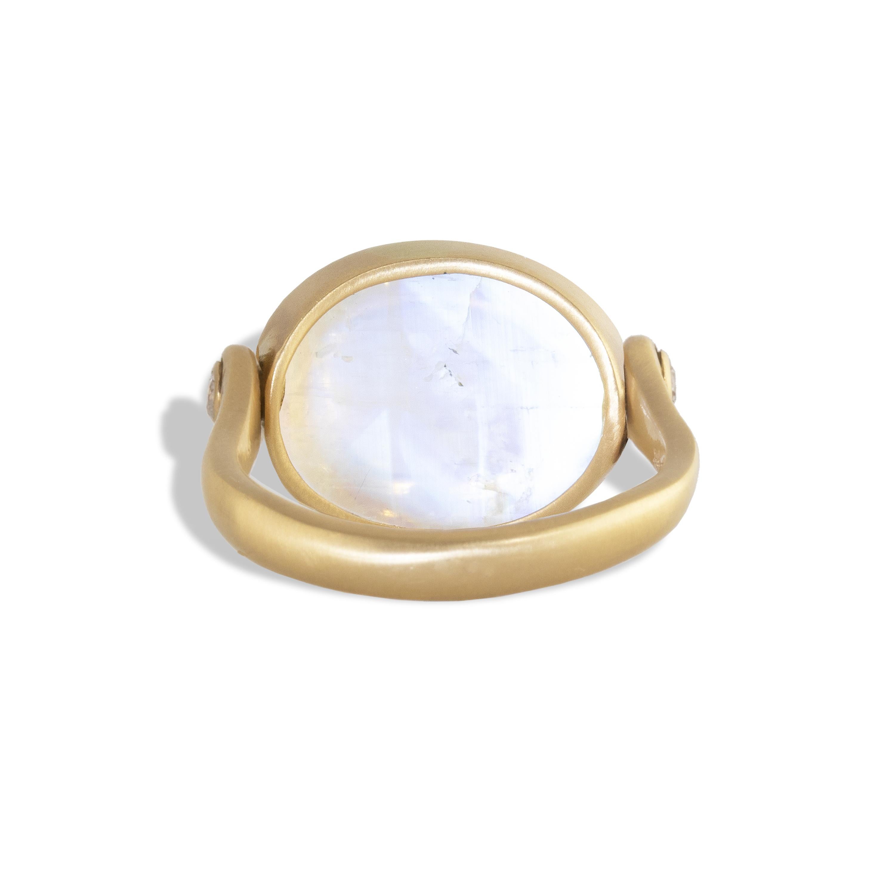 Artisan Ico & the Bird Fine Jewelry 11.46 carat Moonstone Diamond Gold Ring  For Sale