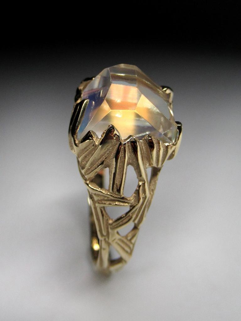 Rainbow Moonstone Gold Ring Healing Energy Unusual Stone Engagement ring For Sale 4