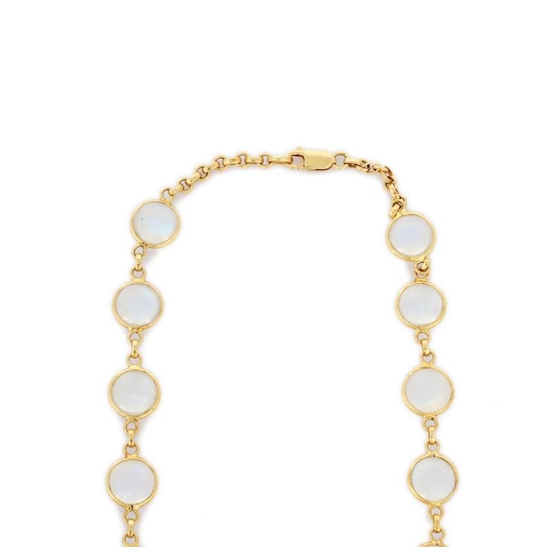 Women's or Men's Rainbow Moonstone Necklace in 18k Yellow Gold For Sale